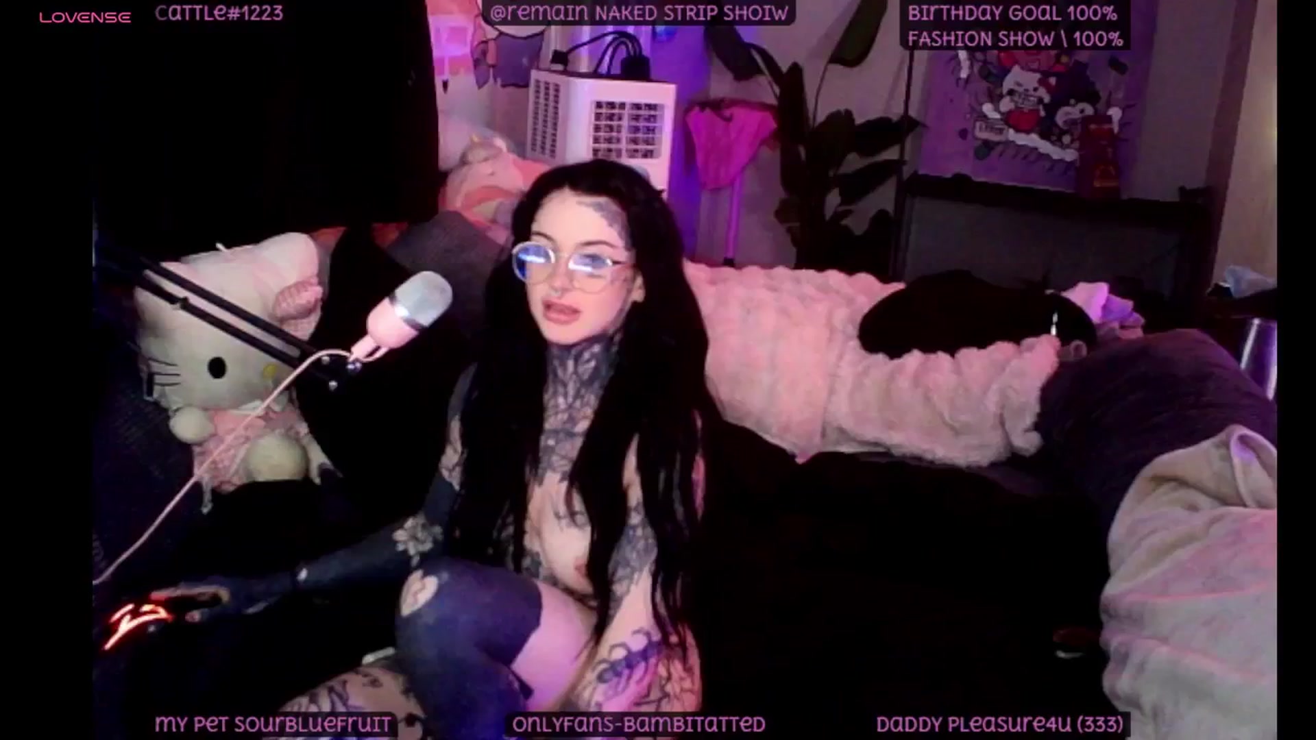 Gallery image thumbnail from Tattoobambi's myfreecams stream on, 07/30/2025, 05:20 image 5 of 20