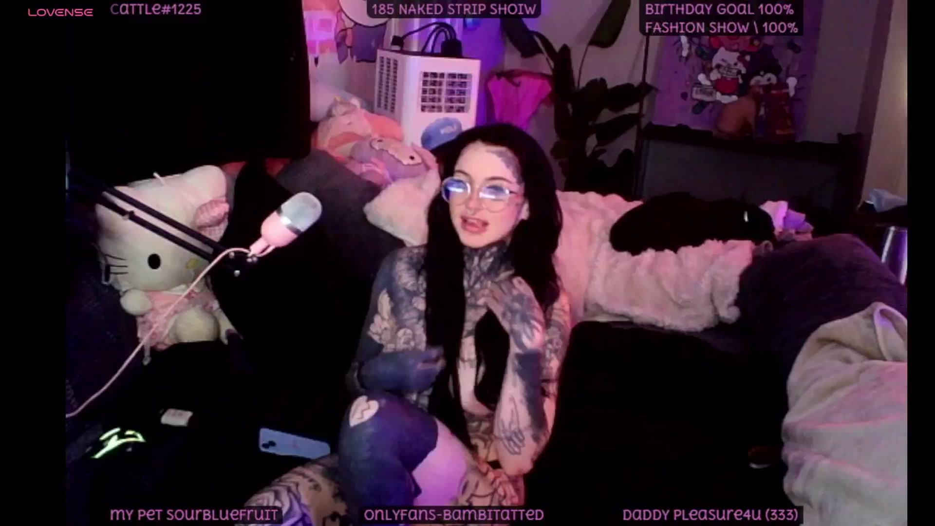 Gallery image thumbnail from Tattoobambi's myfreecams stream on, 07/30/2025, 05:20 image 1 of 20