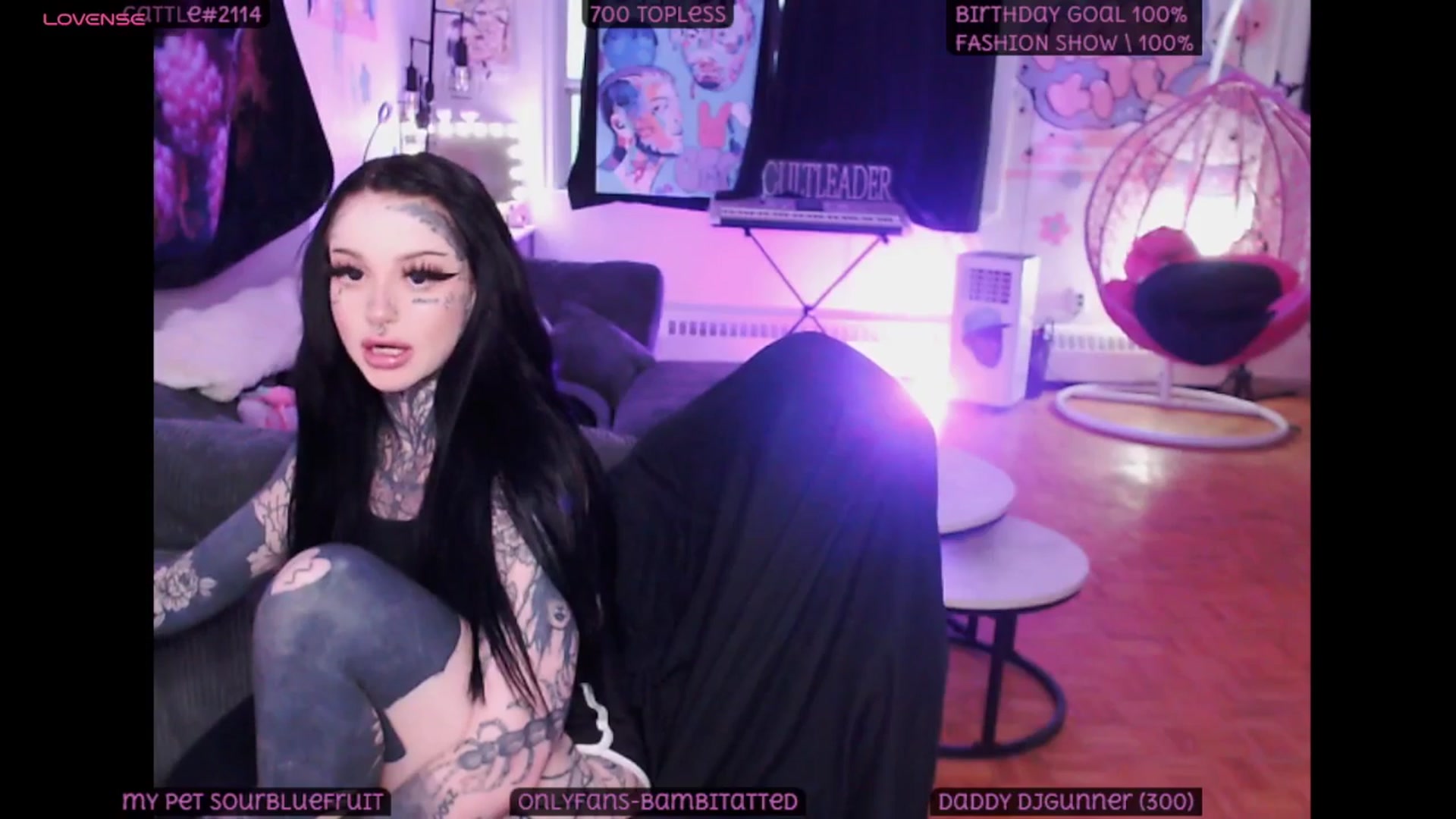 Gallery image thumbnail from Tattoobambi's myfreecams stream on, 08/02/2025, 01:56 image 7 of 20
