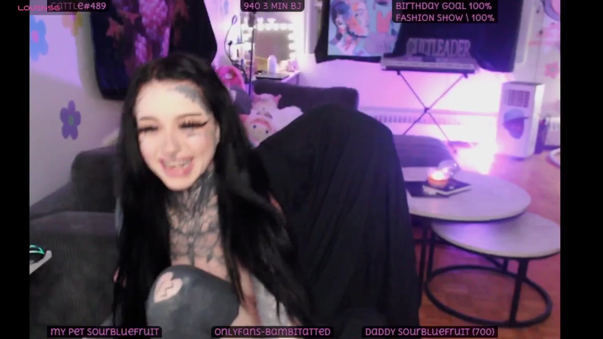 Gallery image thumbnail from Tattoobambi's myfreecams stream on, 08/02/2025, 02:46 image 11 of 20
