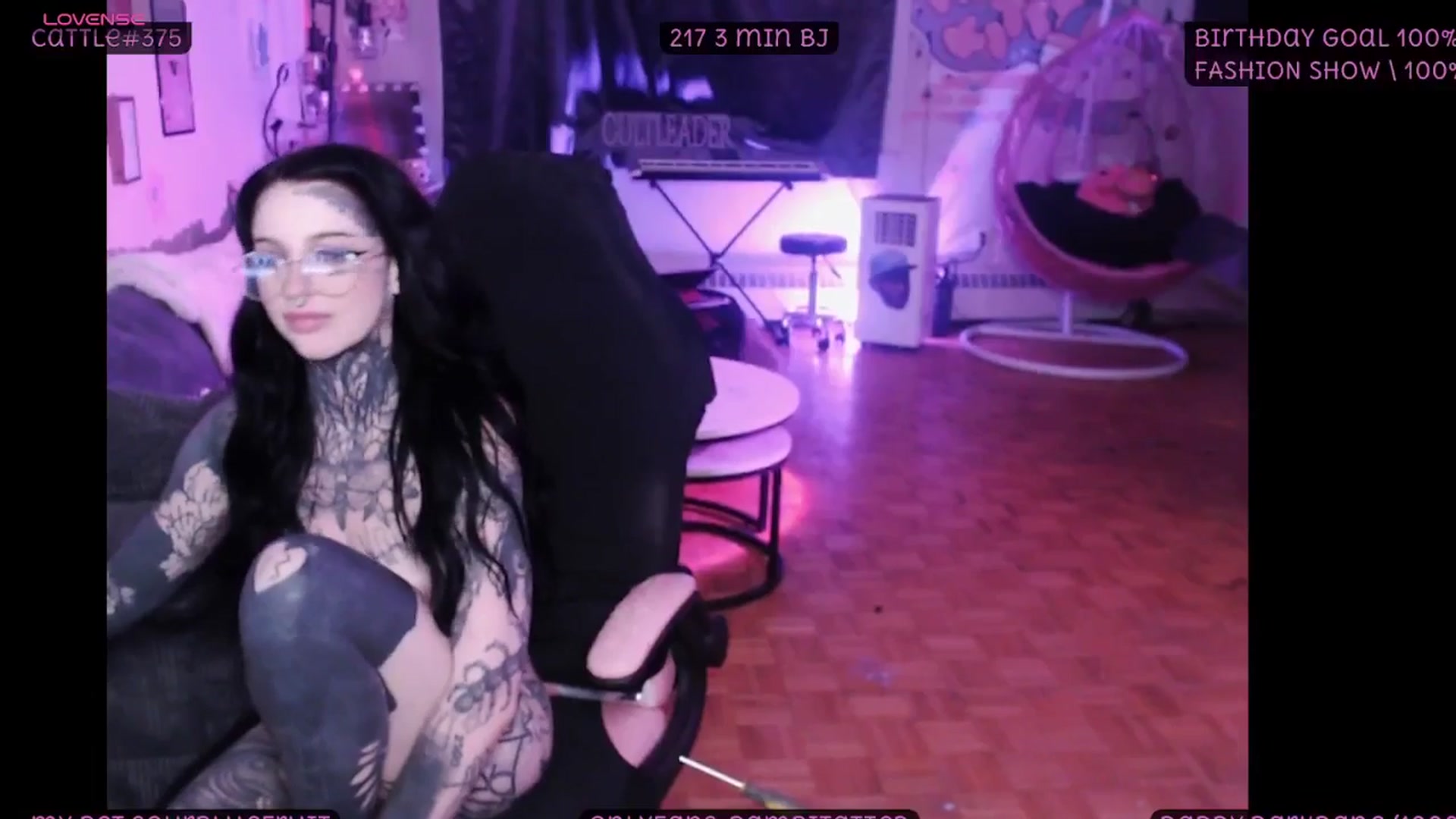 Gallery image thumbnail from Tattoobambi's myfreecams stream on, 08/08/2025, 03:43 image 19 of 20