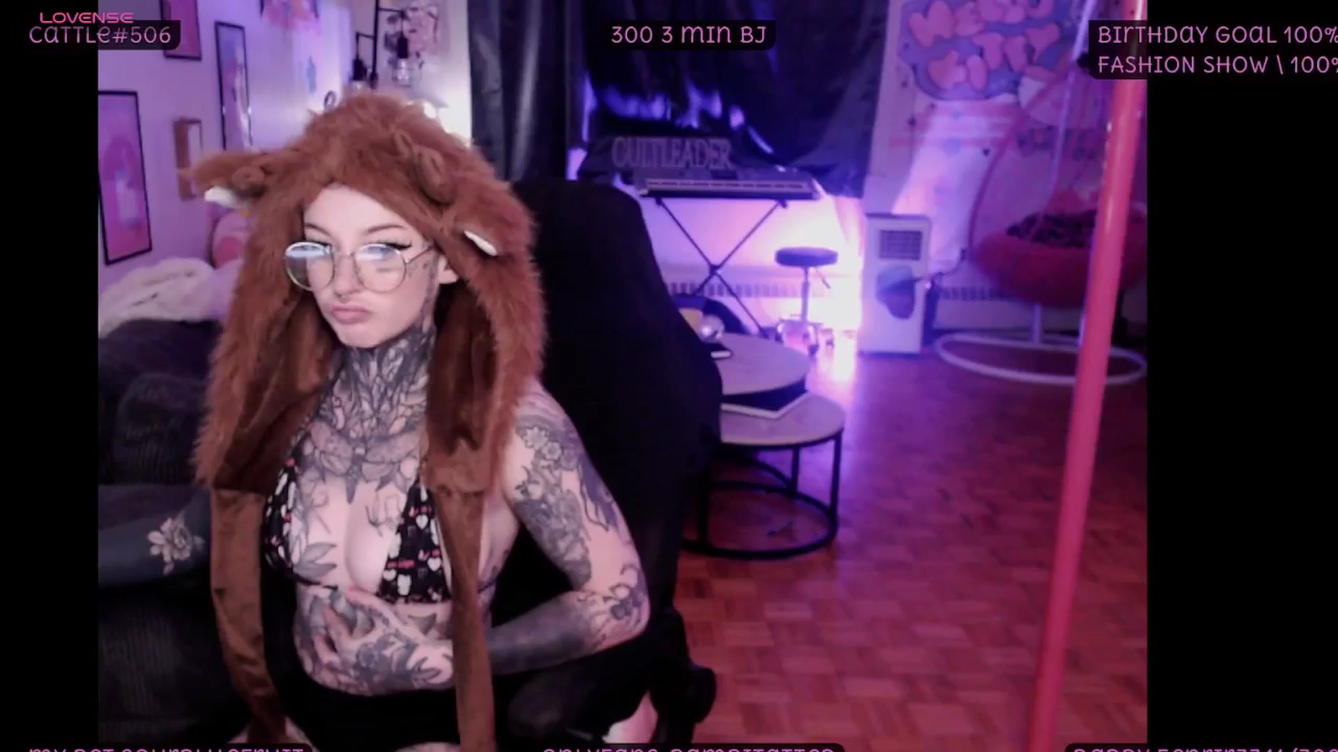 Gallery image thumbnail from Tattoobambi's myfreecams stream on, 08/10/2025, 06:31 image 2 of 20