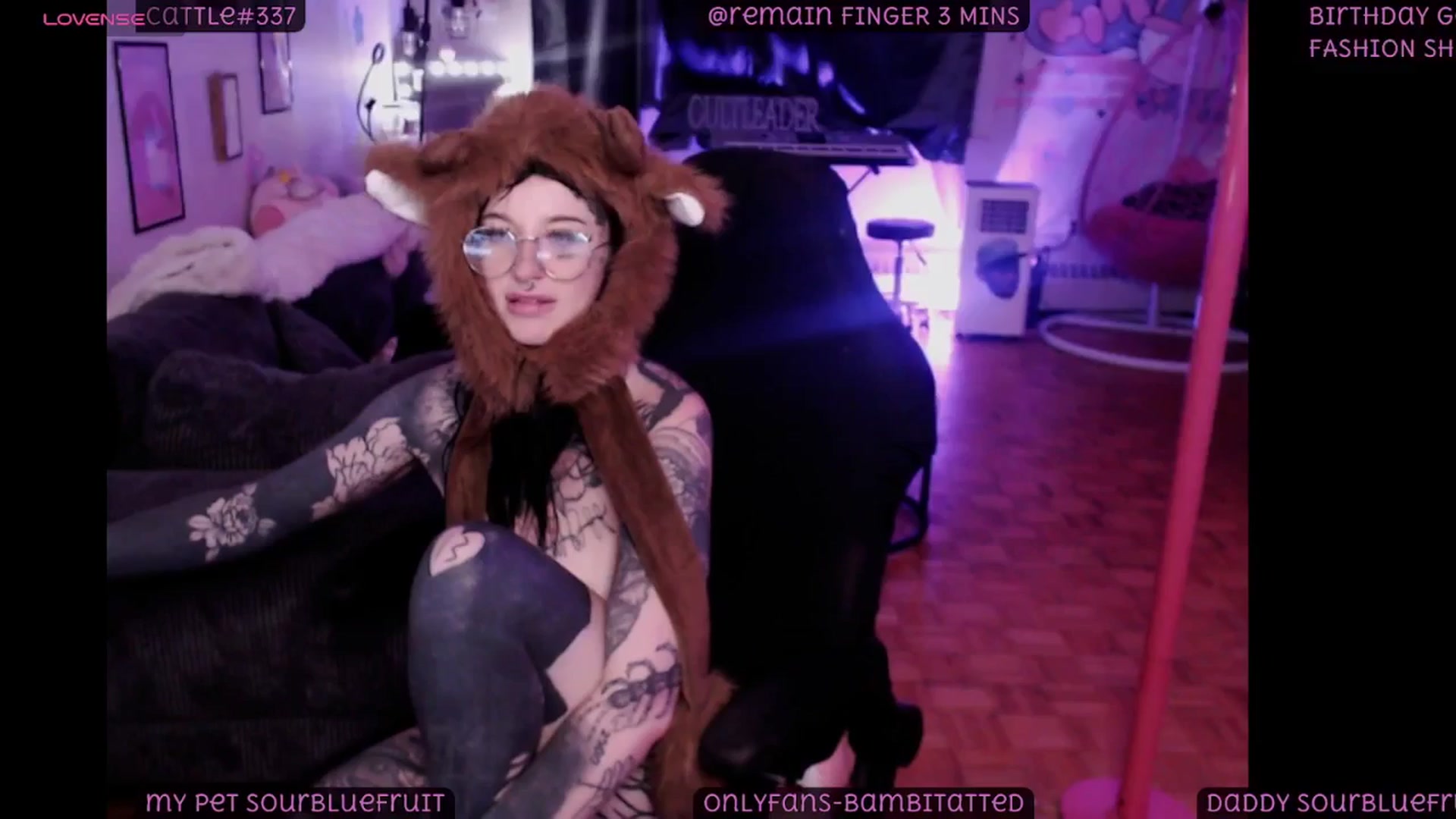 Gallery image thumbnail from Tattoobambi's myfreecams stream on, 08/10/2025, 06:45 image 8 of 20