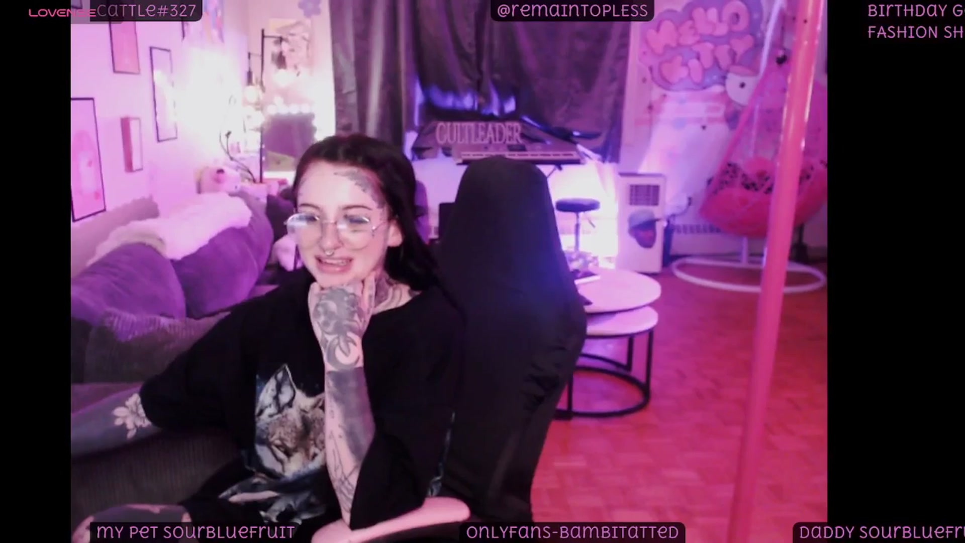 Gallery image thumbnail from Tattoobambi's myfreecams stream on, 08/12/2025, 06:31 image 10 of 20