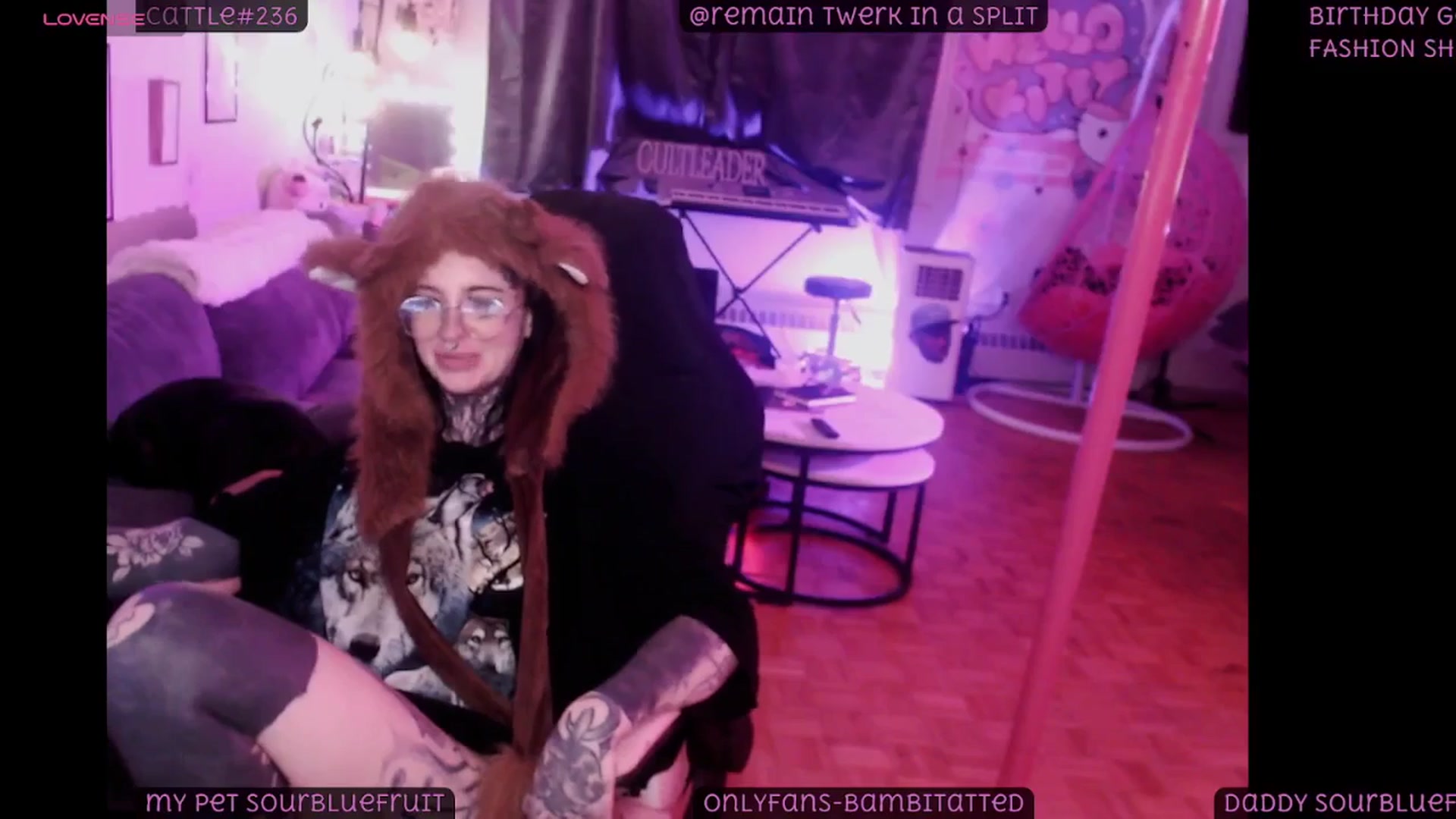 Gallery image thumbnail from Tattoobambi's myfreecams stream on, 08/12/2025, 08:04 image 14 of 20
