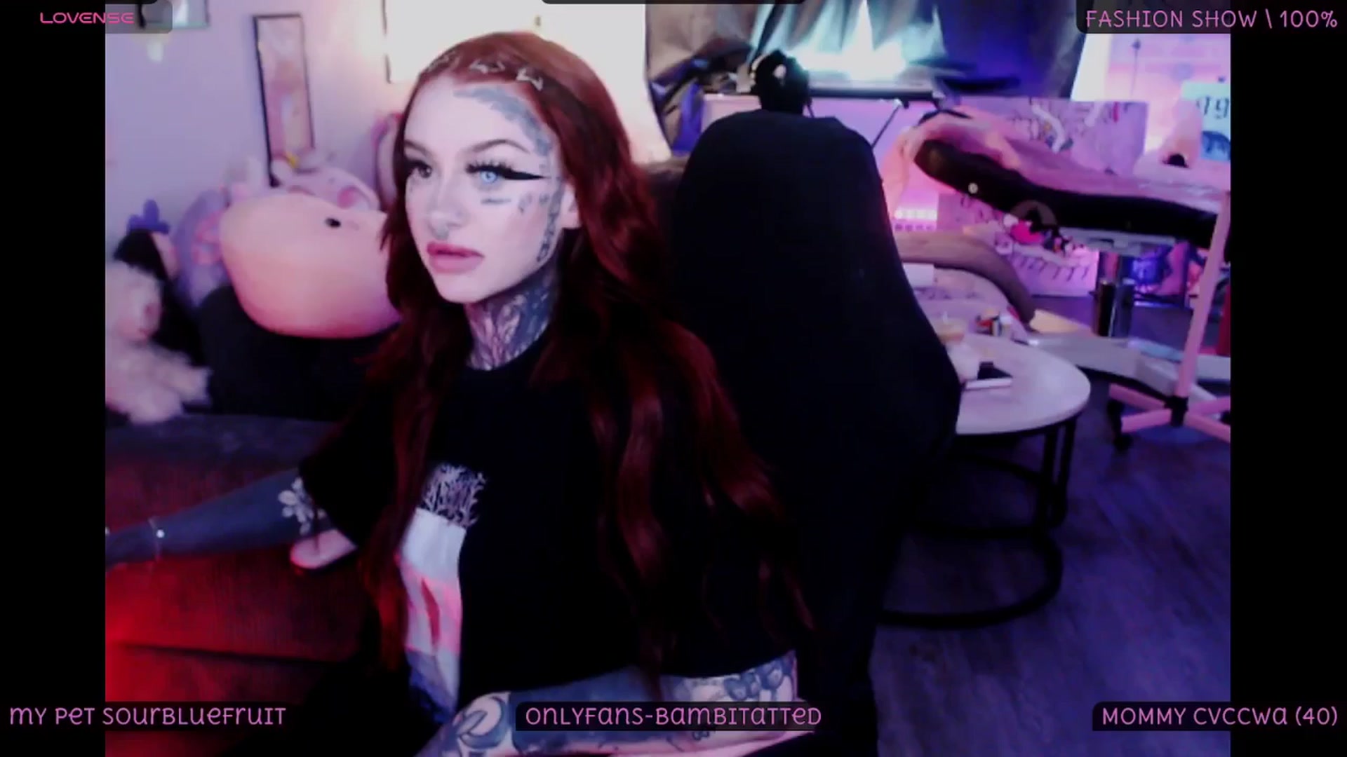 Gallery image thumbnail from Tattoobambi's myfreecams stream on, 09/10/2025, 20:07 image 4 of 20