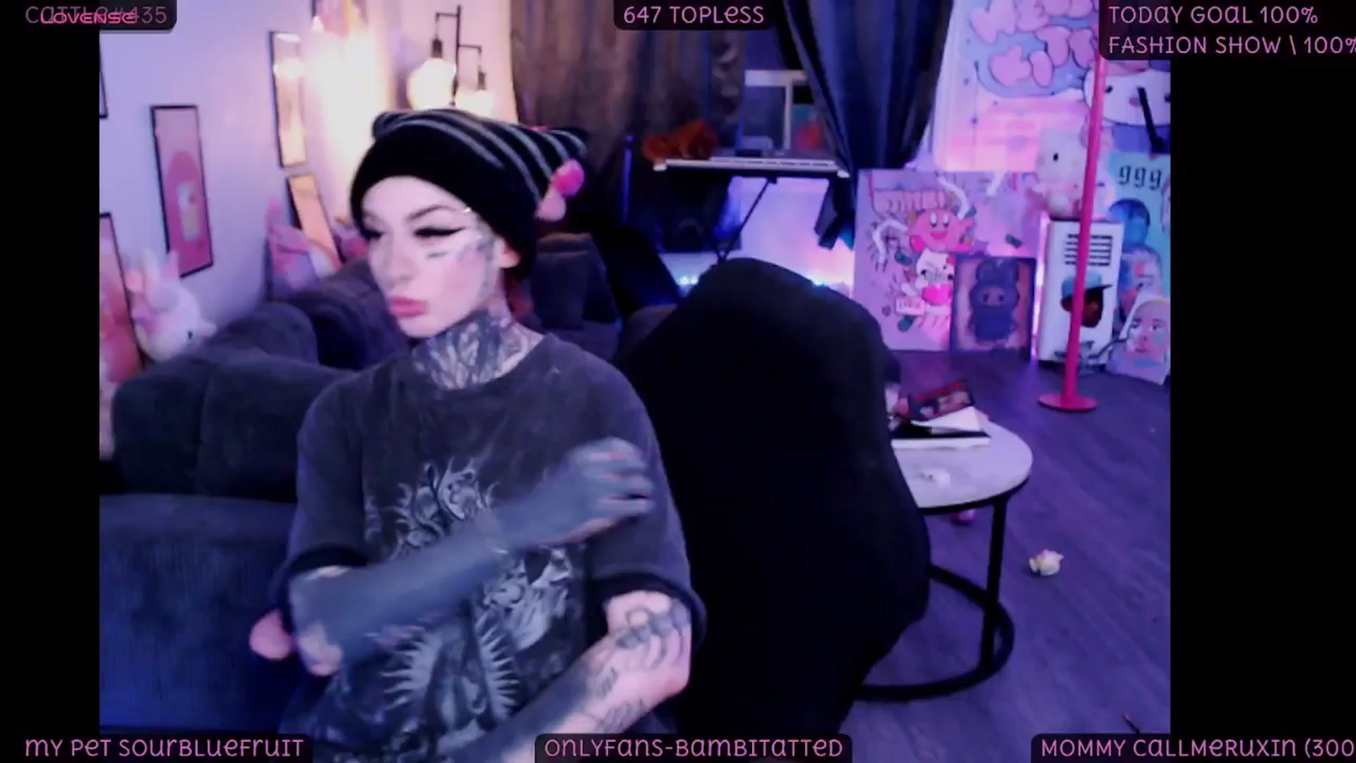 Gallery image thumbnail from Tattoobambi's myfreecams stream on, 09/21/2025, 02:08 image 8 of 20