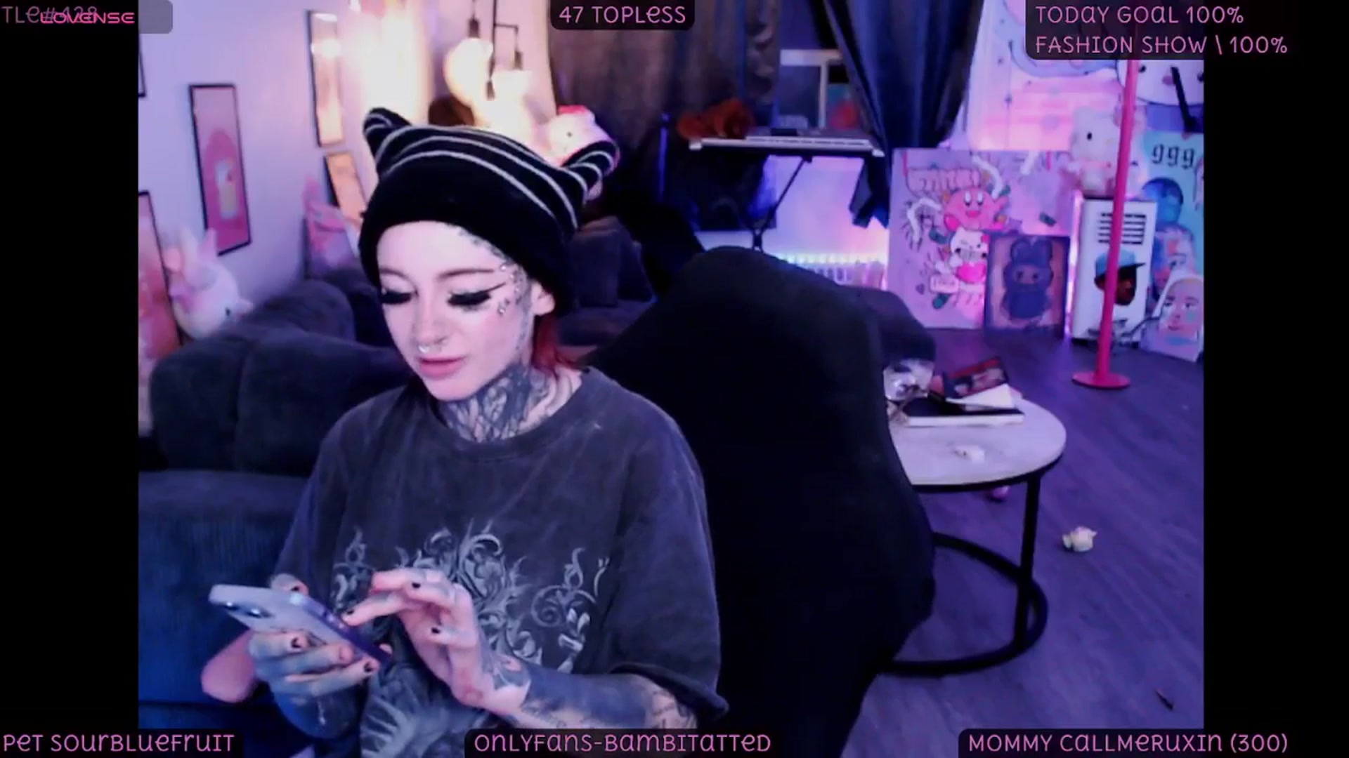 Gallery image thumbnail from Tattoobambi's myfreecams stream on, 09/21/2025, 02:08 image 13 of 20