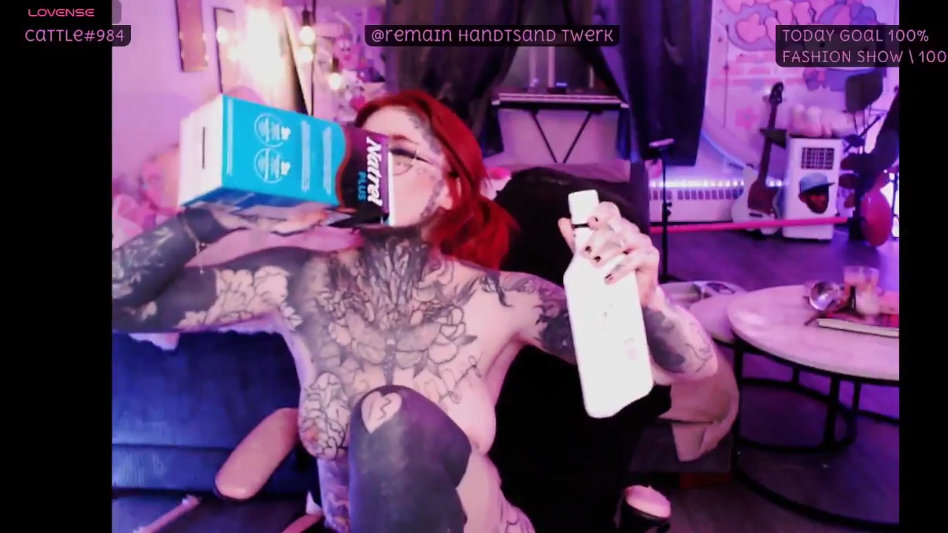 Gallery image thumbnail from Tattoobambi's myfreecams stream on, 10/07/2025, 04:10 image 18 of 20