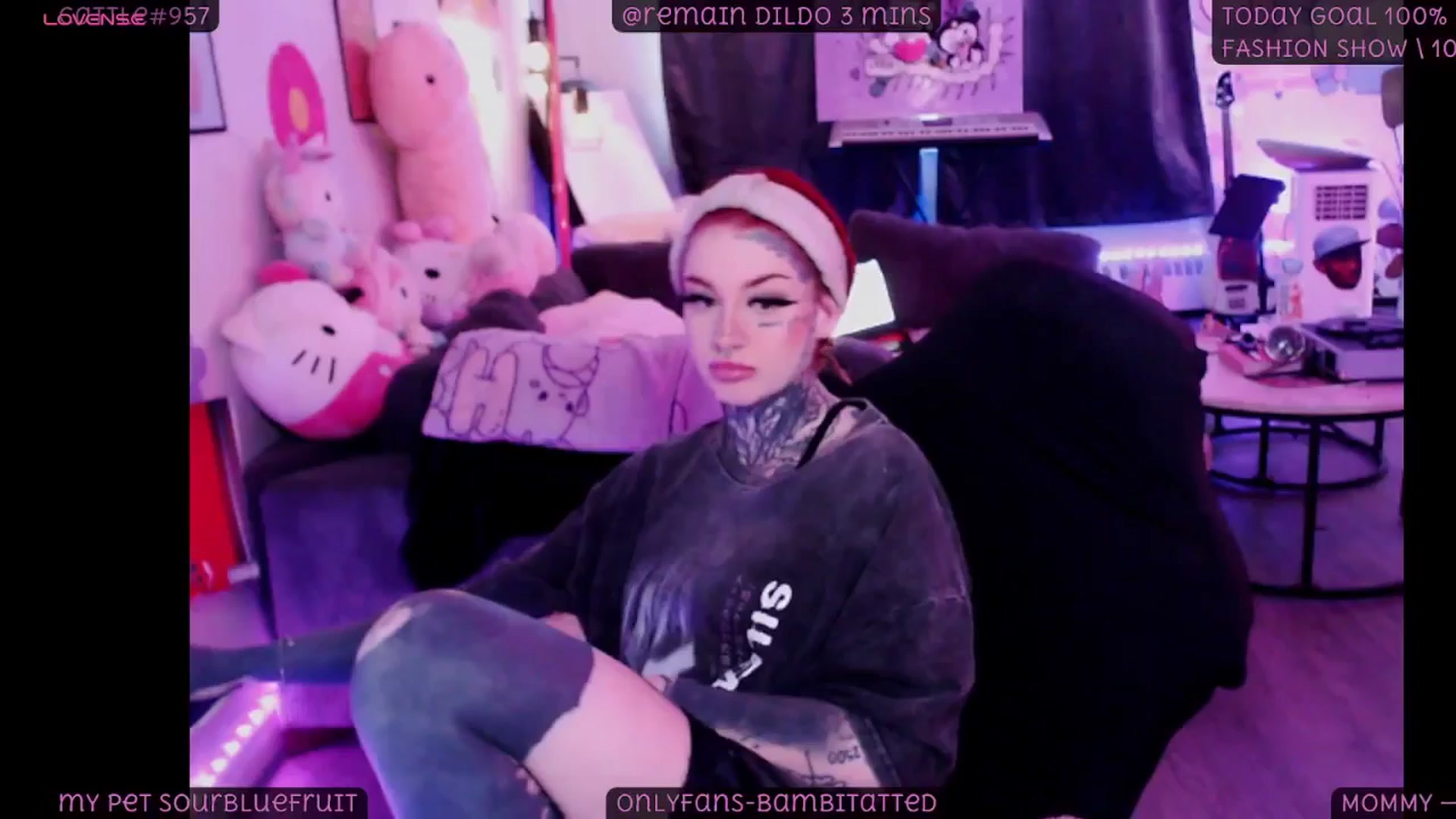 Gallery image thumbnail from Tattoobambi's myfreecams stream on, 10/16/2025, 17:06 image 1 of 20