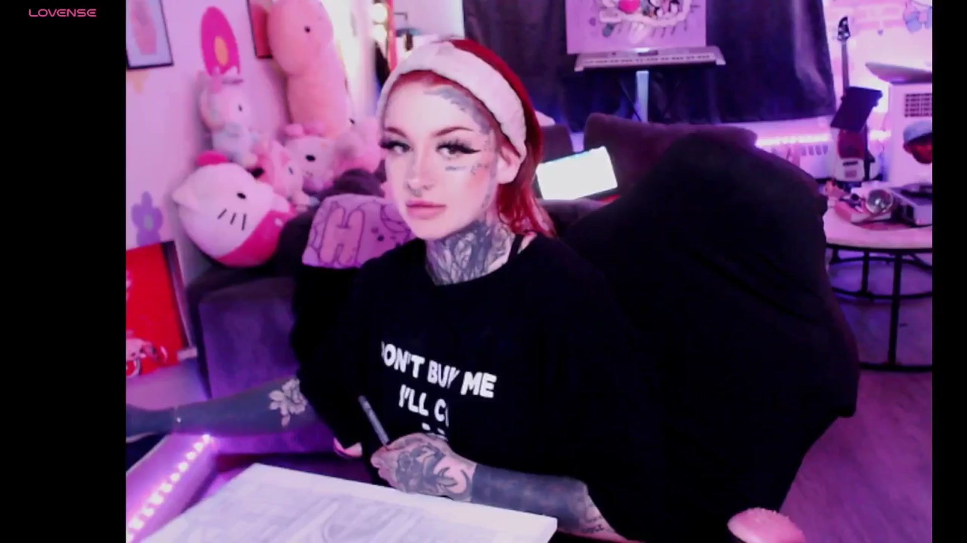 Gallery image thumbnail from Tattoobambi's myfreecams stream on, 10/16/2025, 17:06 image 9 of 20