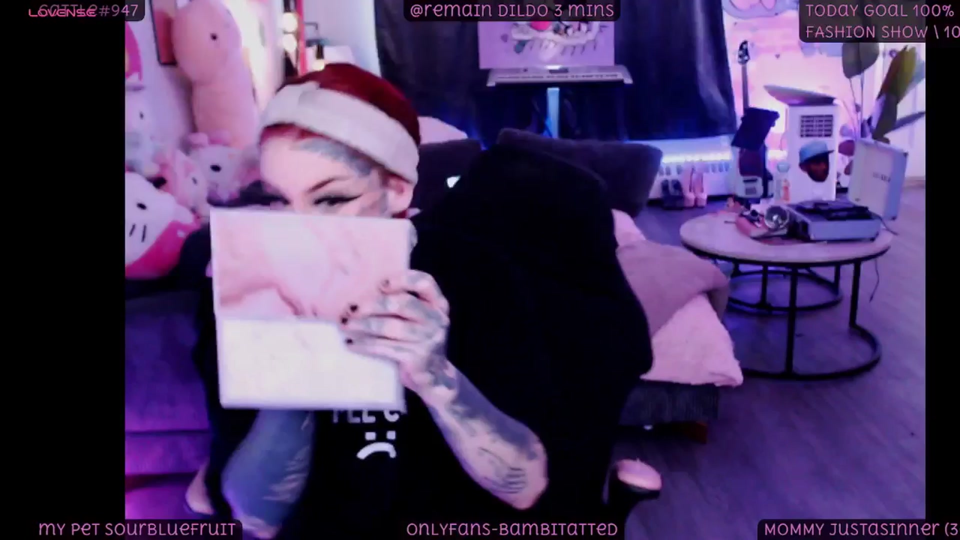 Gallery image thumbnail from Tattoobambi's myfreecams stream on, 10/16/2025, 17:06 image 4 of 20
