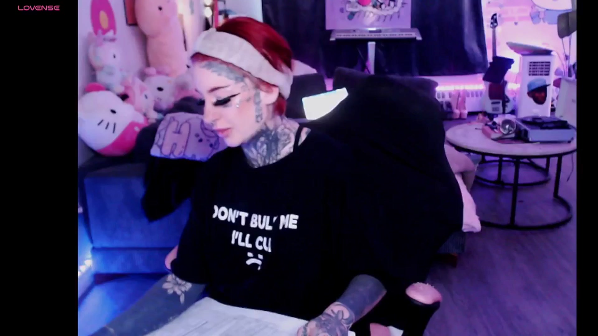 Gallery image thumbnail from Tattoobambi's myfreecams stream on, 10/16/2025, 17:06 image 20 of 20