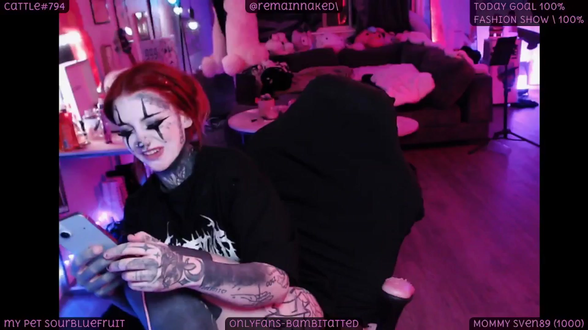 Gallery image thumbnail from Tattoobambi's myfreecams stream on, 10/28/2025, 04:52 image 16 of 20