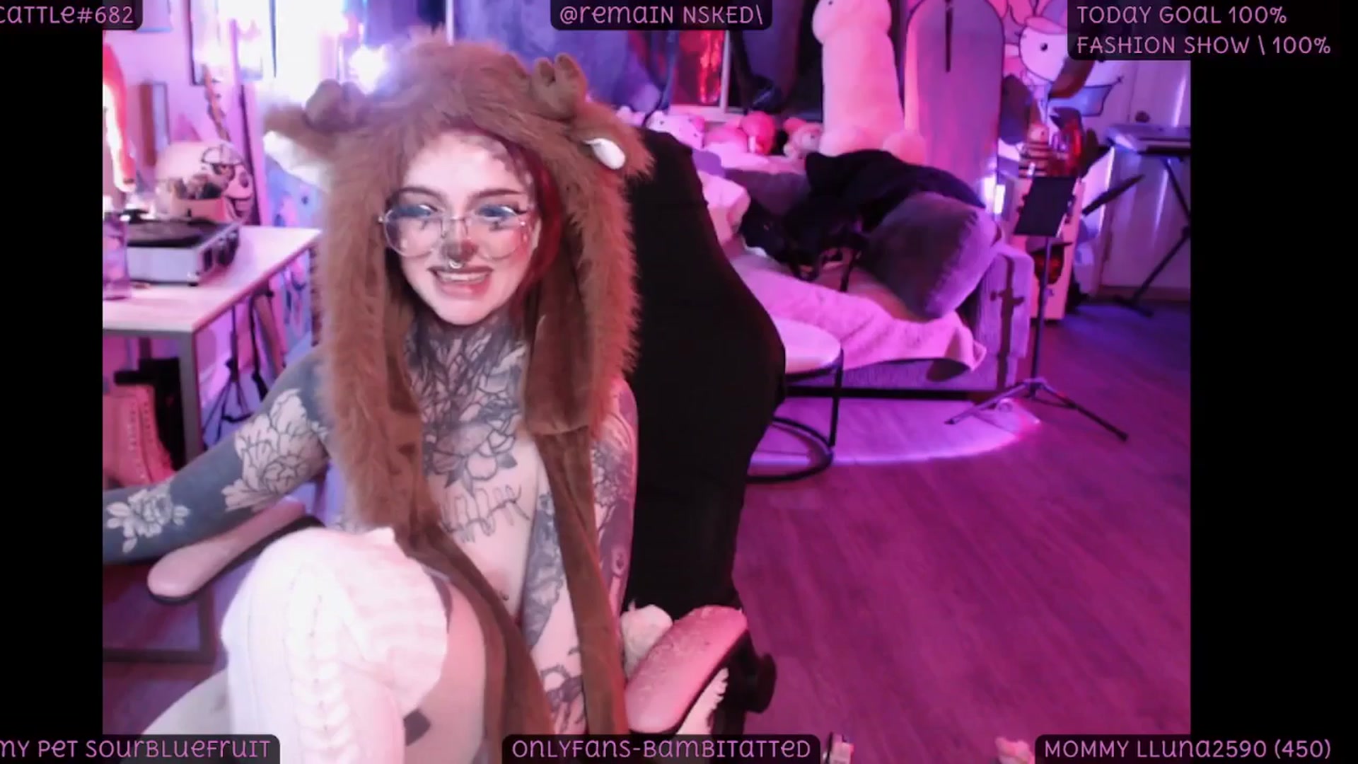 Gallery image thumbnail from Tattoobambi's myfreecams stream on, 10/30/2025, 04:06 image 15 of 20