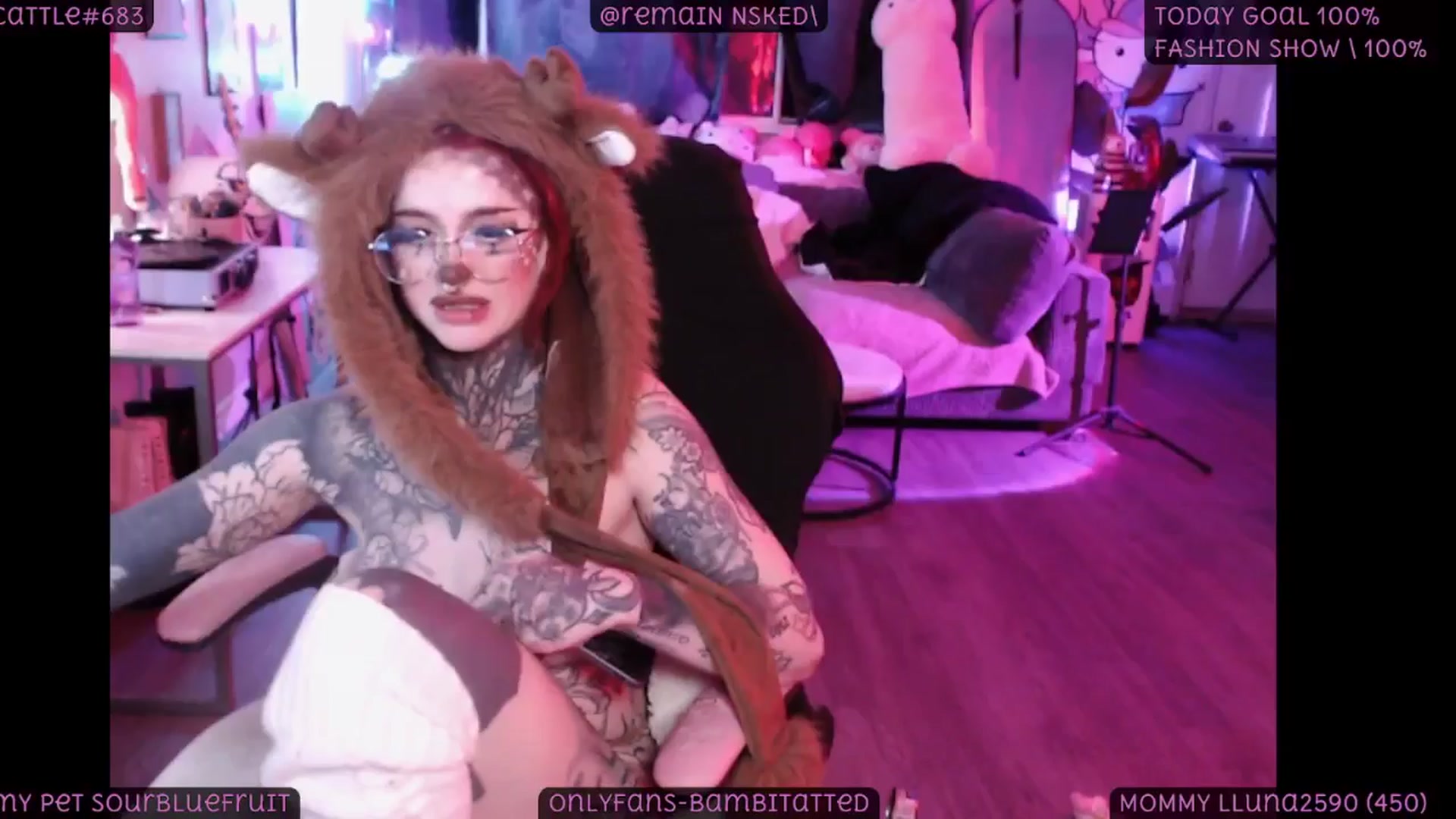 Gallery image thumbnail from Tattoobambi's myfreecams stream on, 10/30/2025, 04:06 image 14 of 20