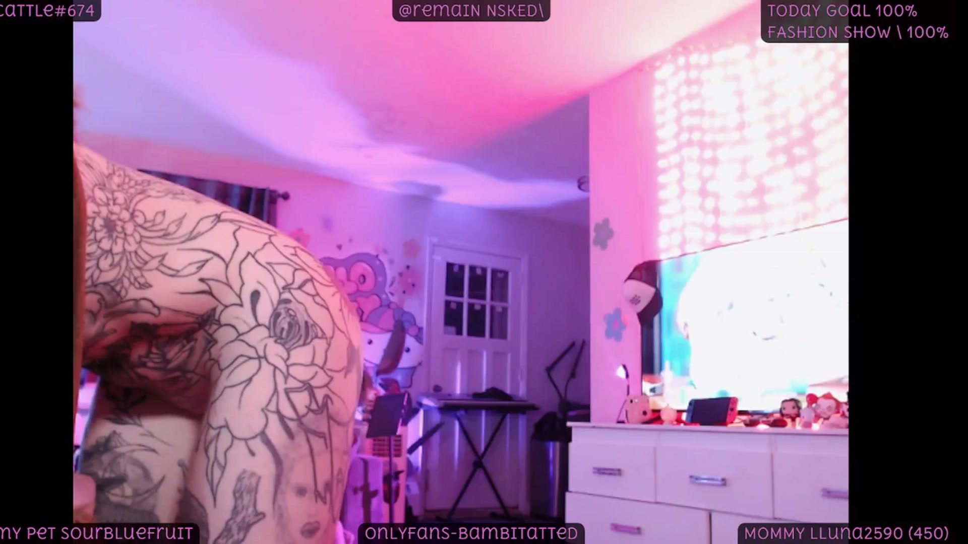 Gallery image thumbnail from Tattoobambi's myfreecams stream on, 10/30/2025, 04:06 image 19 of 20