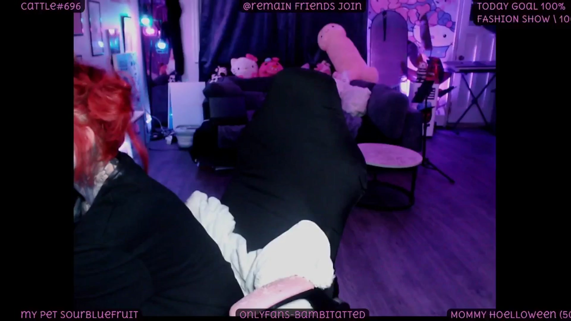 Gallery image thumbnail from Tattoobambi's myfreecams stream on, 11/01/2025, 01:06 image 9 of 20