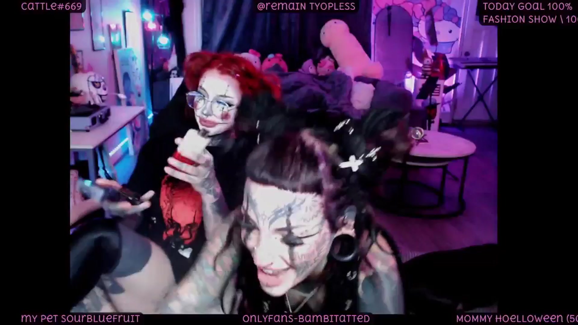 Gallery image thumbnail from Tattoobambi's myfreecams stream on, 11/01/2025, 01:06 image 14 of 20