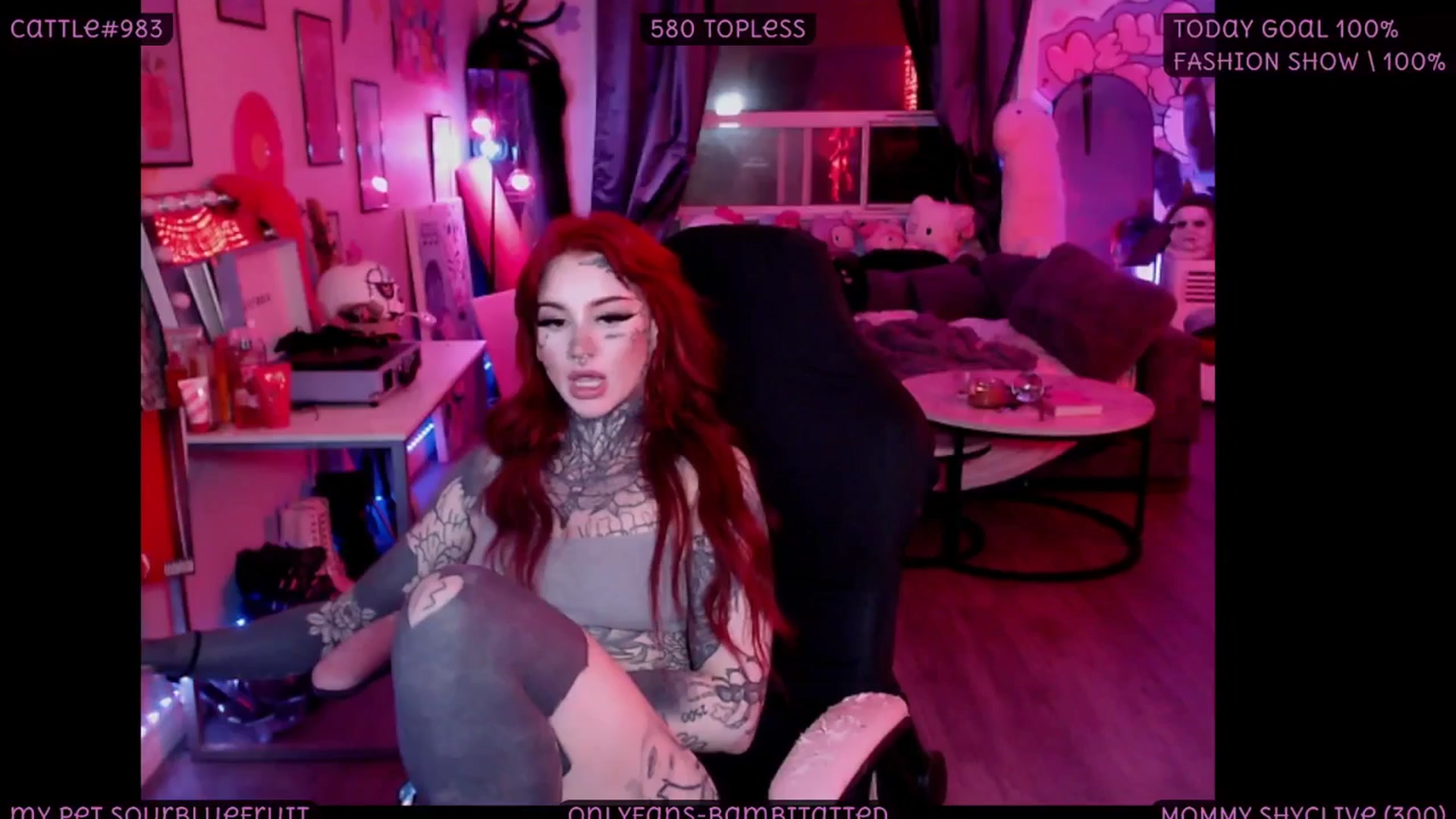 Gallery image thumbnail from Tattoobambi's myfreecams stream on, 11/09/2025, 03:54 image 19 of 20