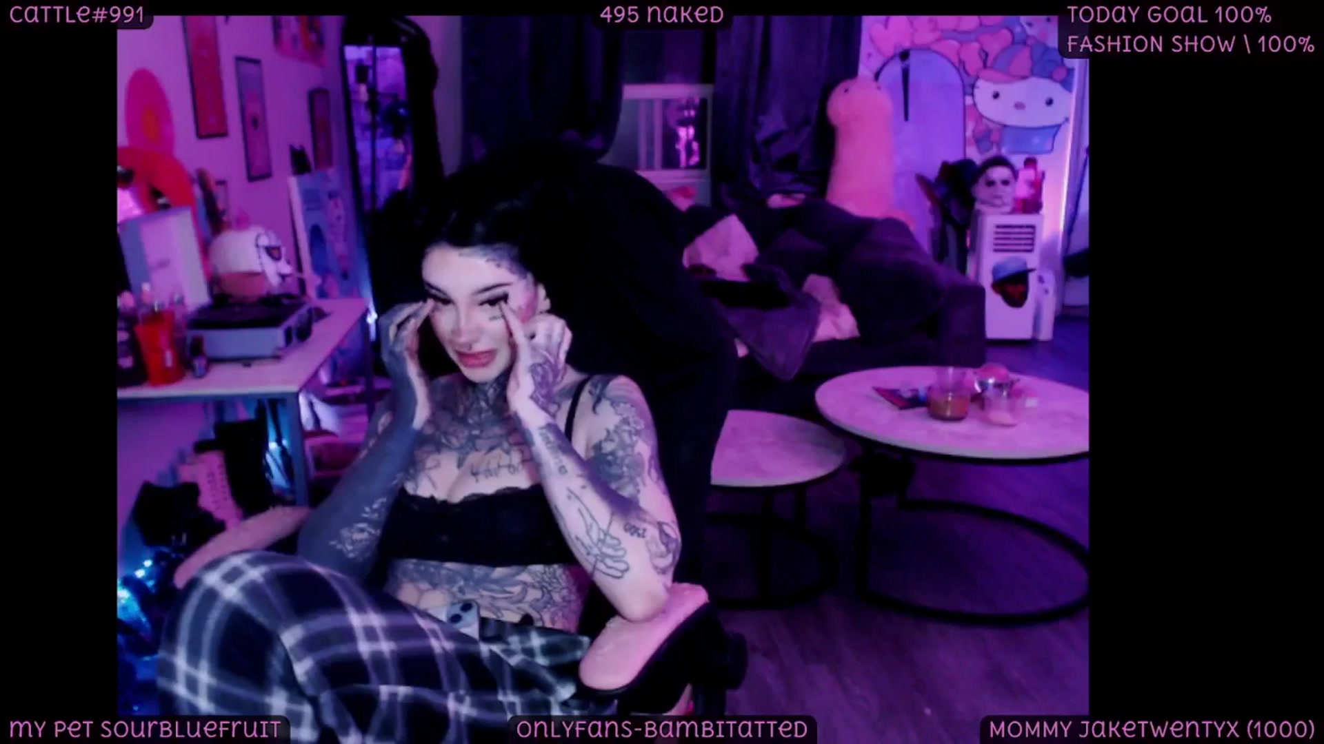 Gallery image thumbnail from Tattoobambi's myfreecams stream on, 11/13/2025, 05:02 image 12 of 20
