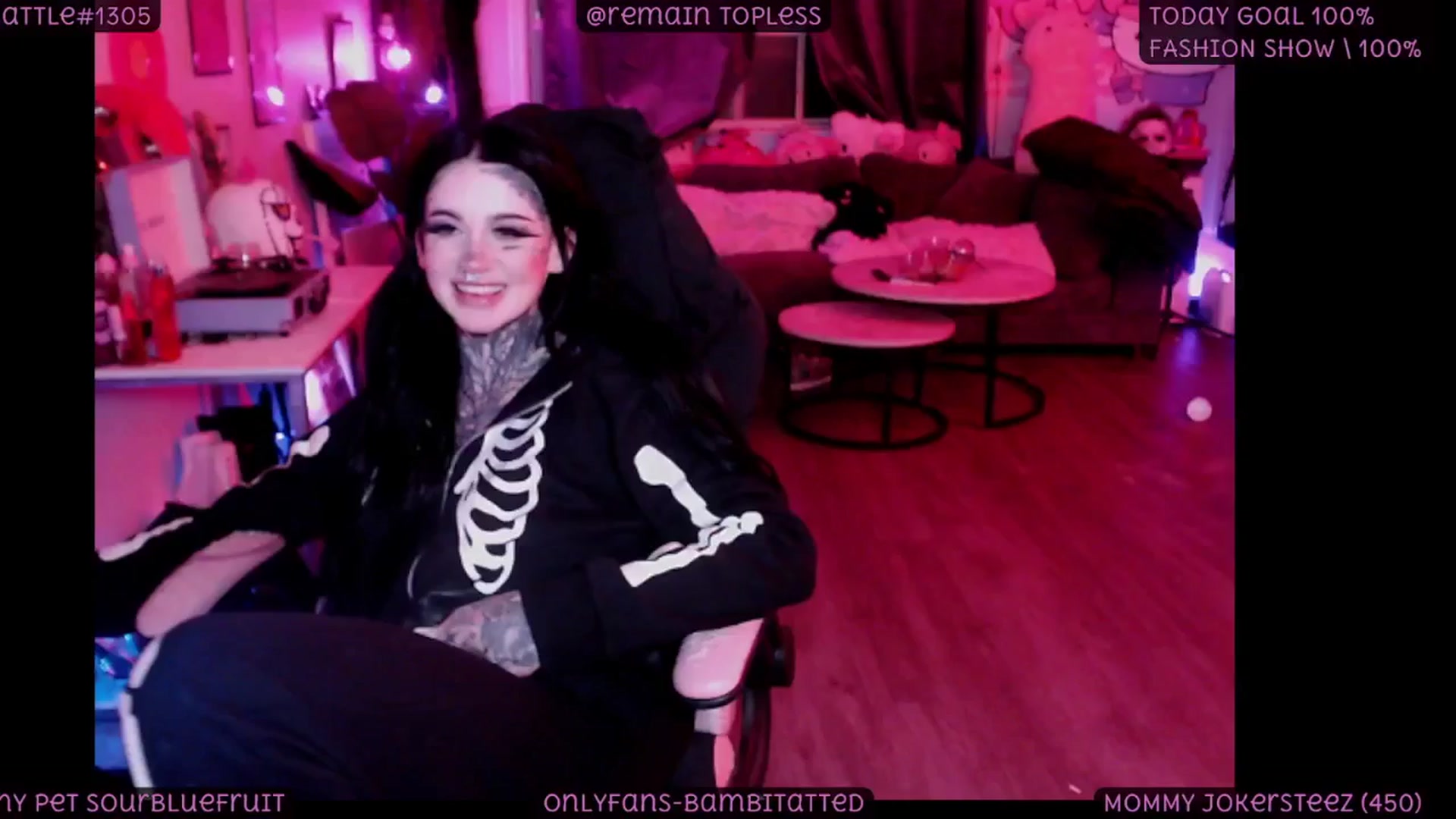 Gallery image thumbnail from Tattoobambi's myfreecams stream on, 11/20/2025, 06:16 image 7 of 20