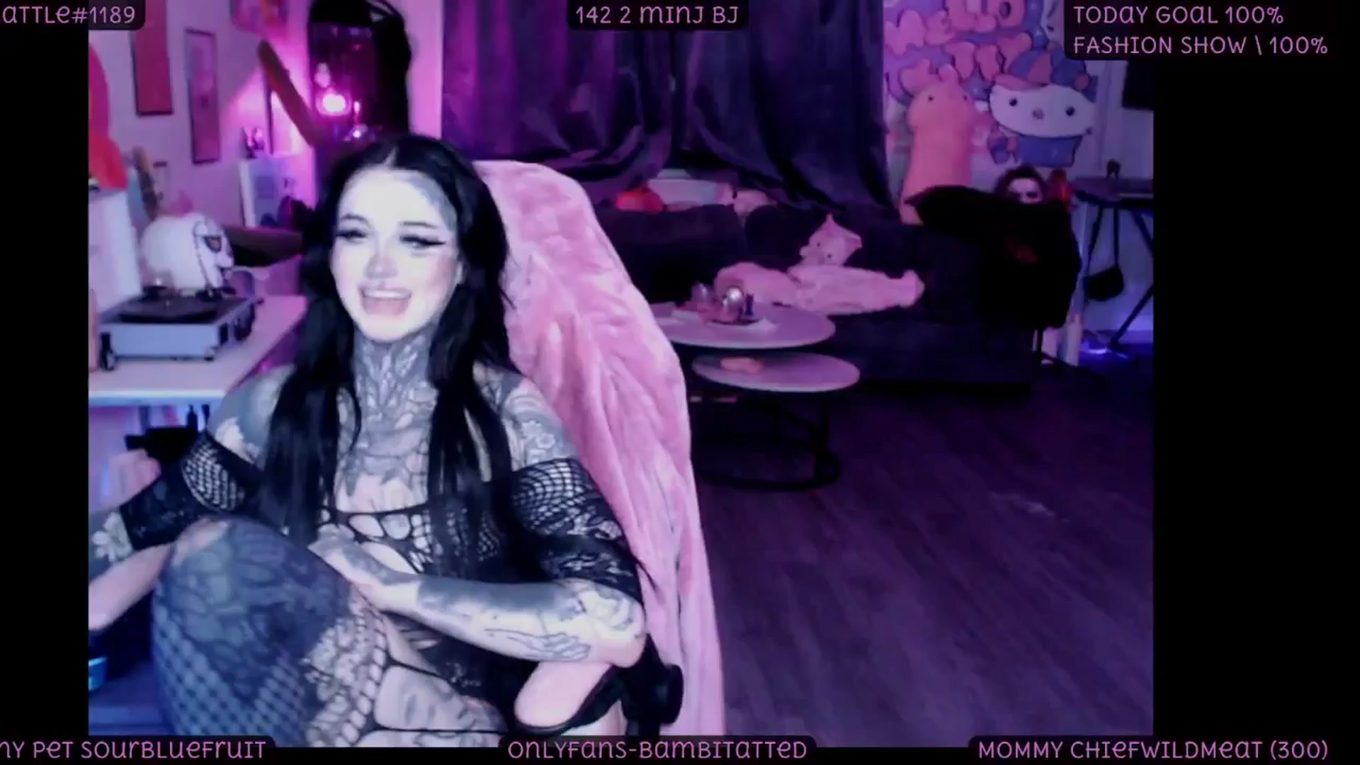 Gallery image thumbnail from Tattoobambi's myfreecams stream on, 11/22/2025, 04:28 image 3 of 20