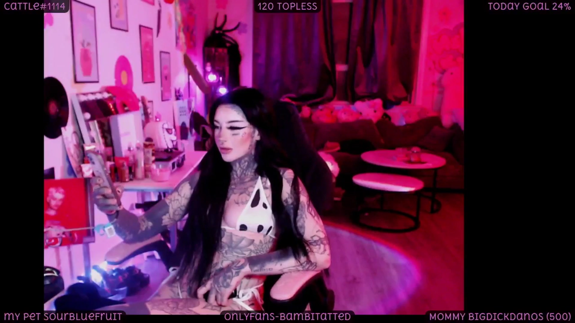 Gallery image thumbnail from Tattoobambi's myfreecams stream on, 11/26/2025, 05:33 image 7 of 20