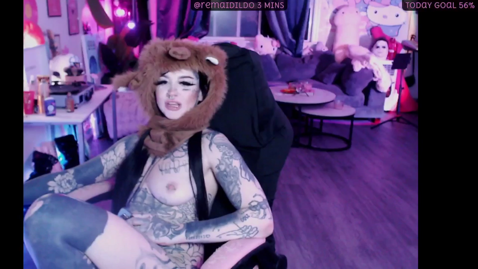 Gallery image thumbnail from Tattoobambi's myfreecams stream on, 11/28/2025, 07:16 image 6 of 20