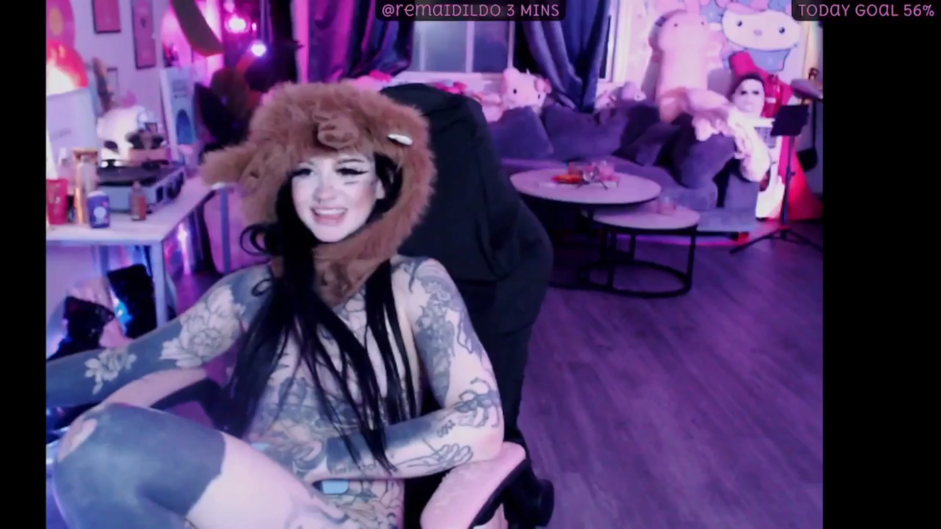 Gallery image thumbnail from Tattoobambi's myfreecams stream on, 11/28/2025, 07:16 image 9 of 20