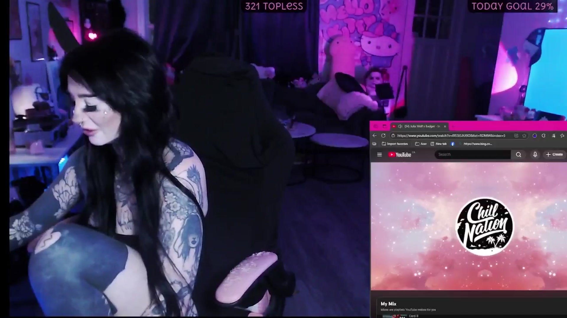 Gallery image thumbnail from Tattoobambi's myfreecams stream on, 12/02/2025, 03:34 image 17 of 20