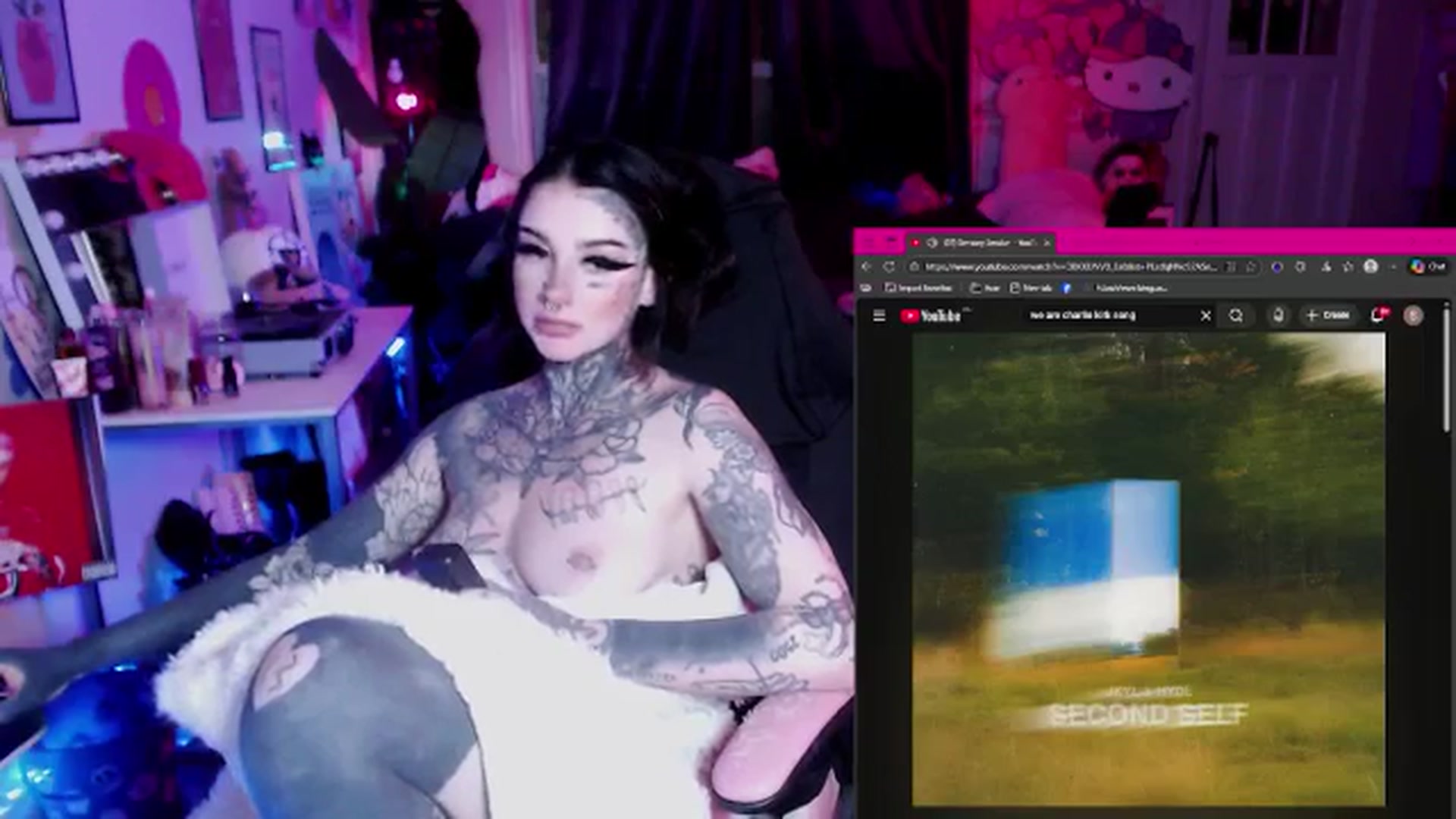 Gallery image thumbnail from Tattoobambi's myfreecams stream on, 12/04/2025, 04:29 image 18 of 20