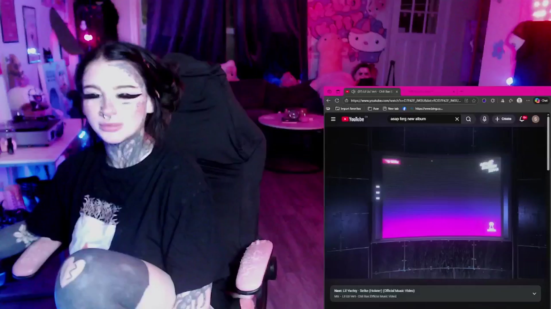 Gallery image thumbnail from Tattoobambi's myfreecams stream on, 12/04/2025, 07:07 image 1 of 20