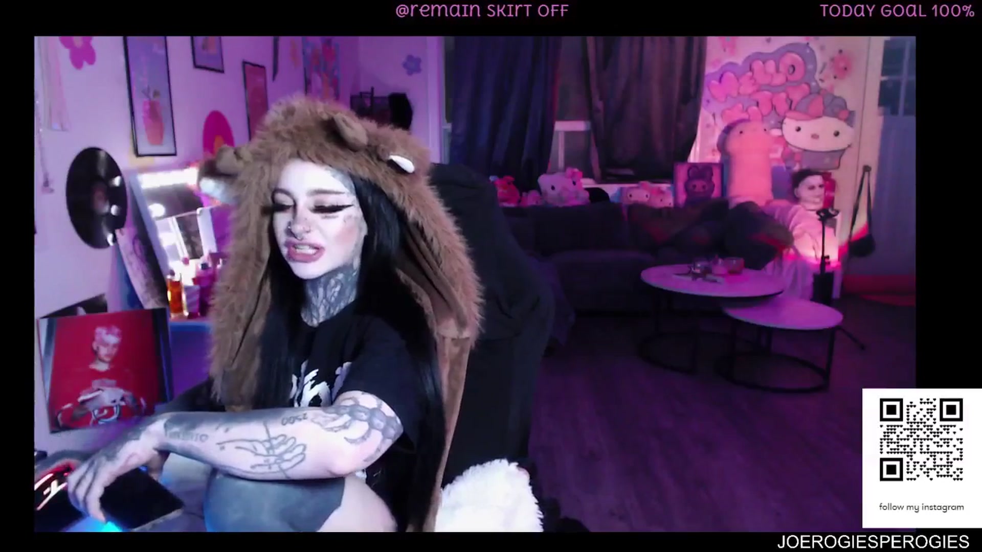 Gallery image thumbnail from Tattoobambi's myfreecams stream on, 12/06/2025, 05:54 image 18 of 20