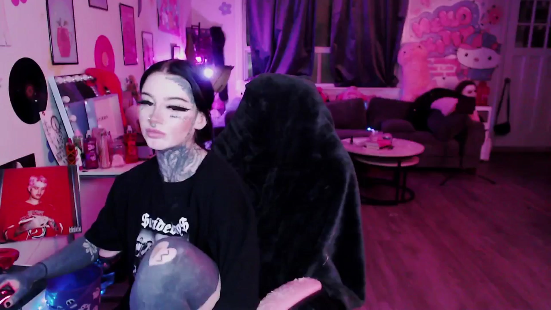 Gallery image thumbnail from Tattoobambi's myfreecams stream on, 12/20/2025, 01:44 image 2 of 20