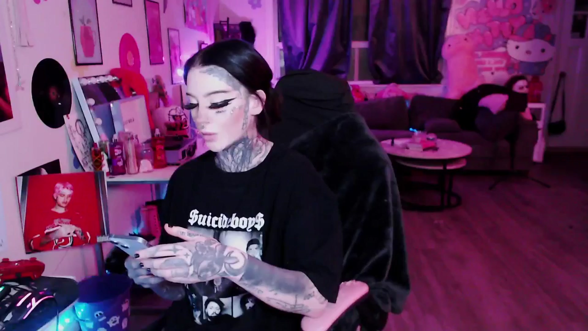 Gallery image thumbnail from Tattoobambi's myfreecams stream on, 12/20/2025, 01:44 image 10 of 20
