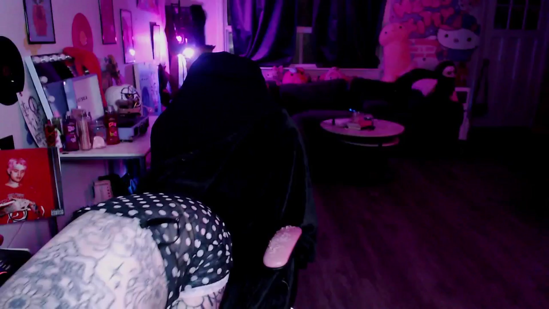Gallery image thumbnail from Tattoobambi's myfreecams stream on, 12/20/2025, 01:44 image 14 of 20