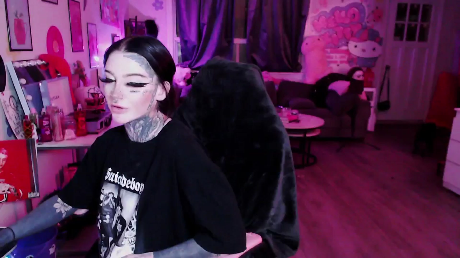Gallery image thumbnail from Tattoobambi's myfreecams stream on, 12/20/2025, 01:44 image 4 of 20