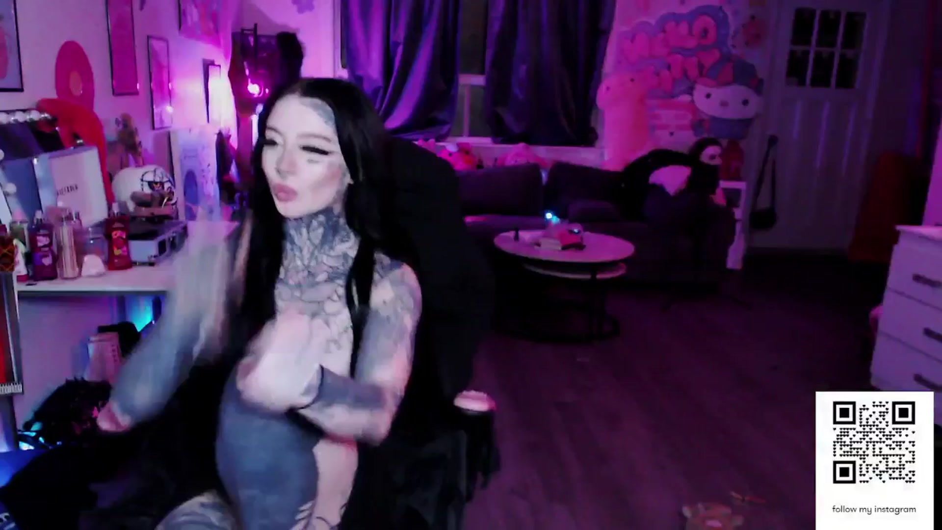 Gallery image thumbnail from Tattoobambi's myfreecams stream on, 12/20/2025, 05:25 image 9 of 20