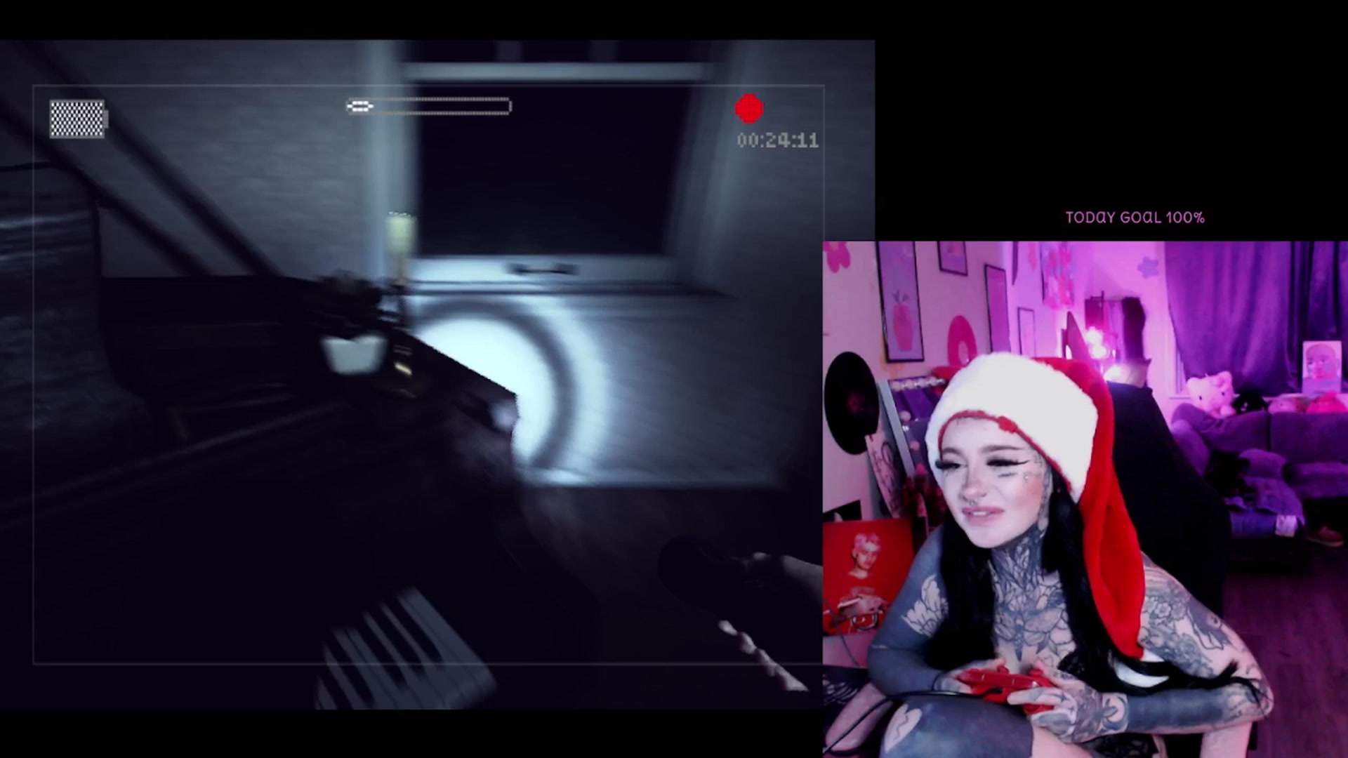 Gallery image thumbnail from Tattoobambi's myfreecams stream on, 12/25/2025, 03:19 image 9 of 20