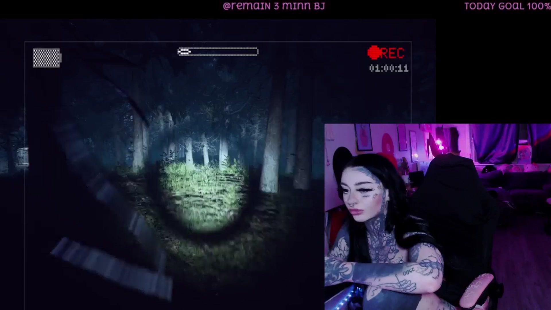 Gallery image thumbnail from Tattoobambi's myfreecams stream on, 12/28/2025, 03:56 image 18 of 20