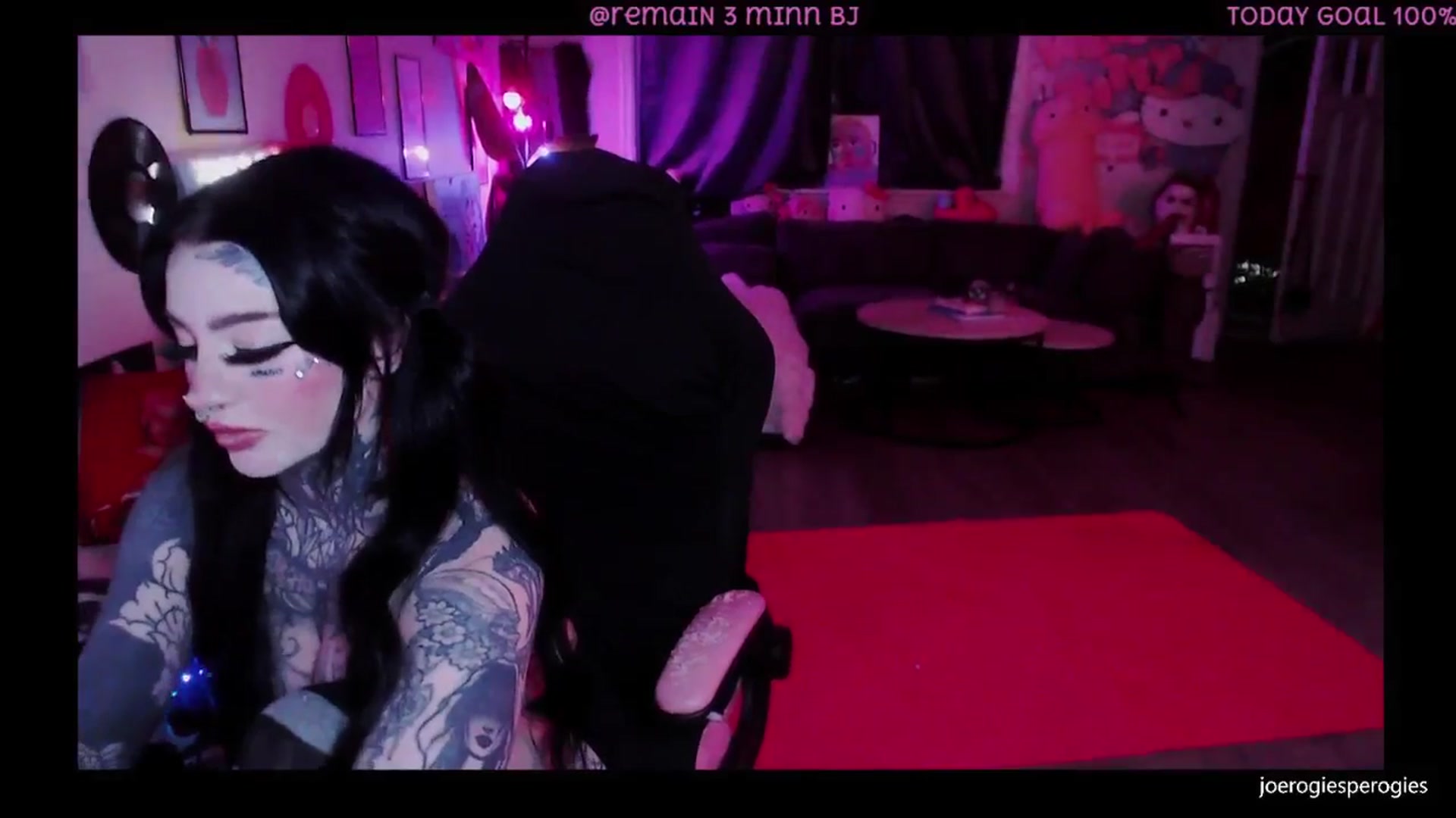 Gallery image thumbnail from Tattoobambi's myfreecams stream on, 12/30/2025, 24:01 image 10 of 20