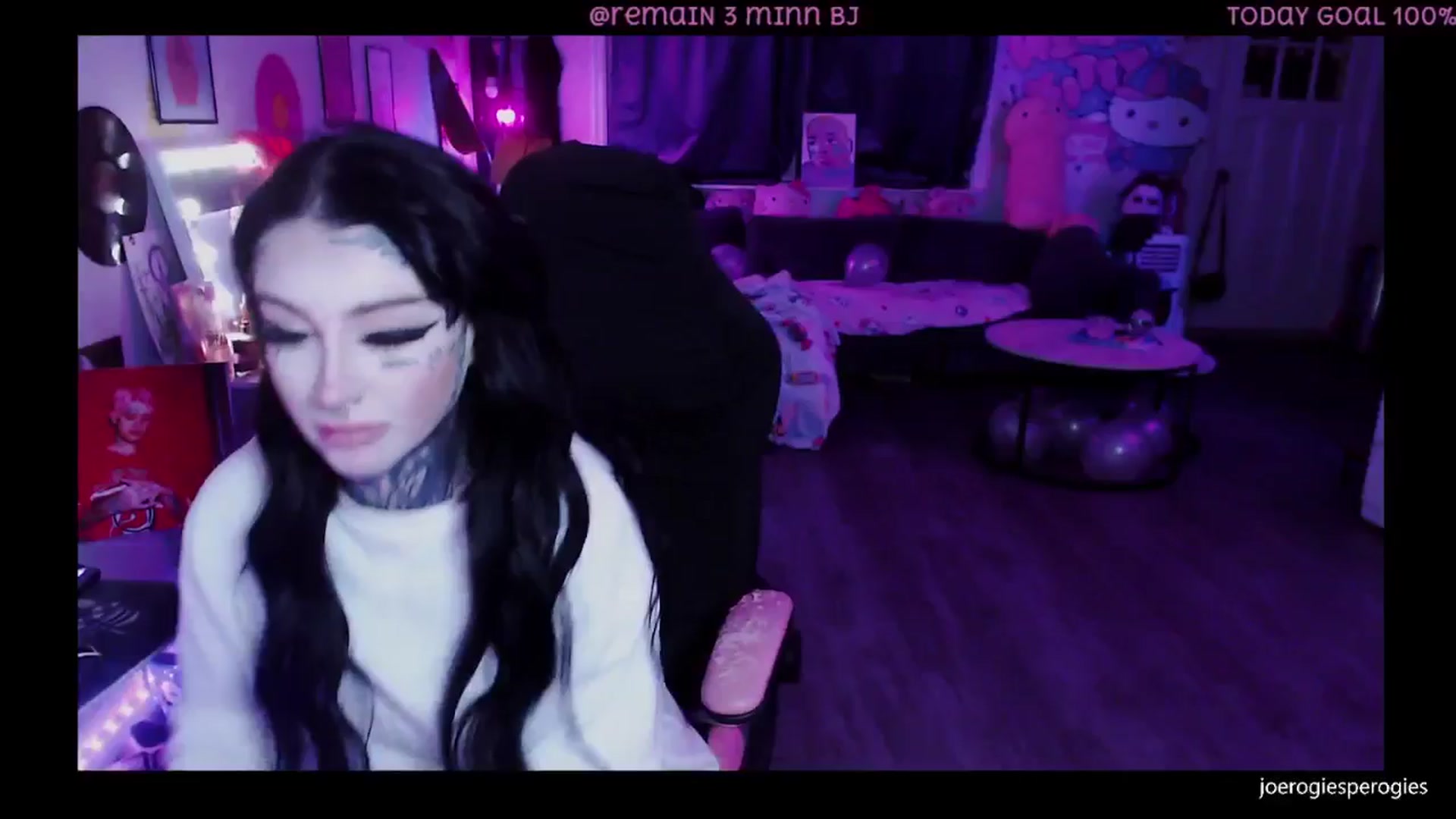 Gallery image thumbnail from Tattoobambi's myfreecams stream on, 12/31/2025, 23:29 image 4 of 20