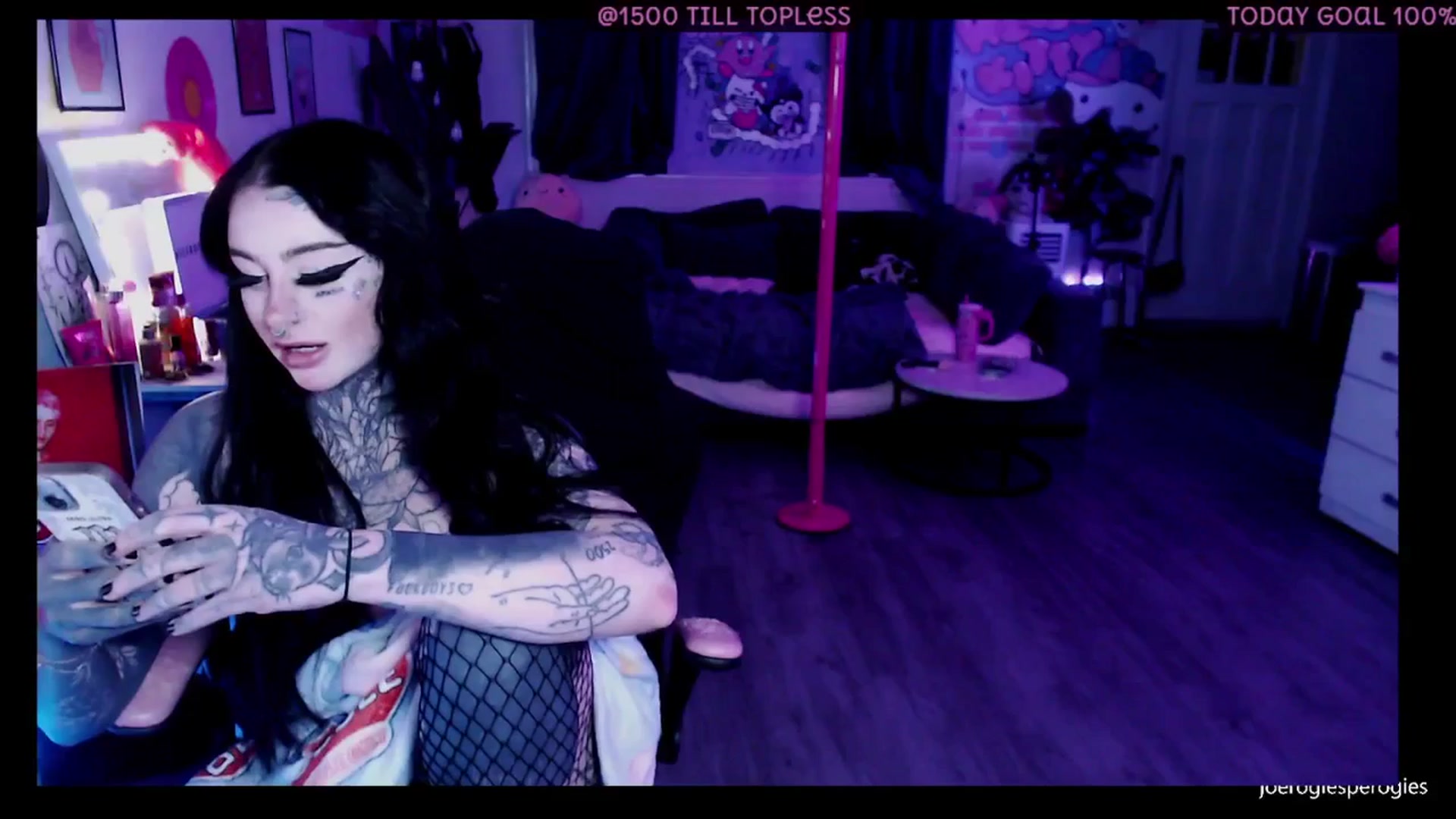 Gallery image thumbnail from Tattoobambi's myfreecams stream on, 01/06/2026, 04:15 image 1 of 20