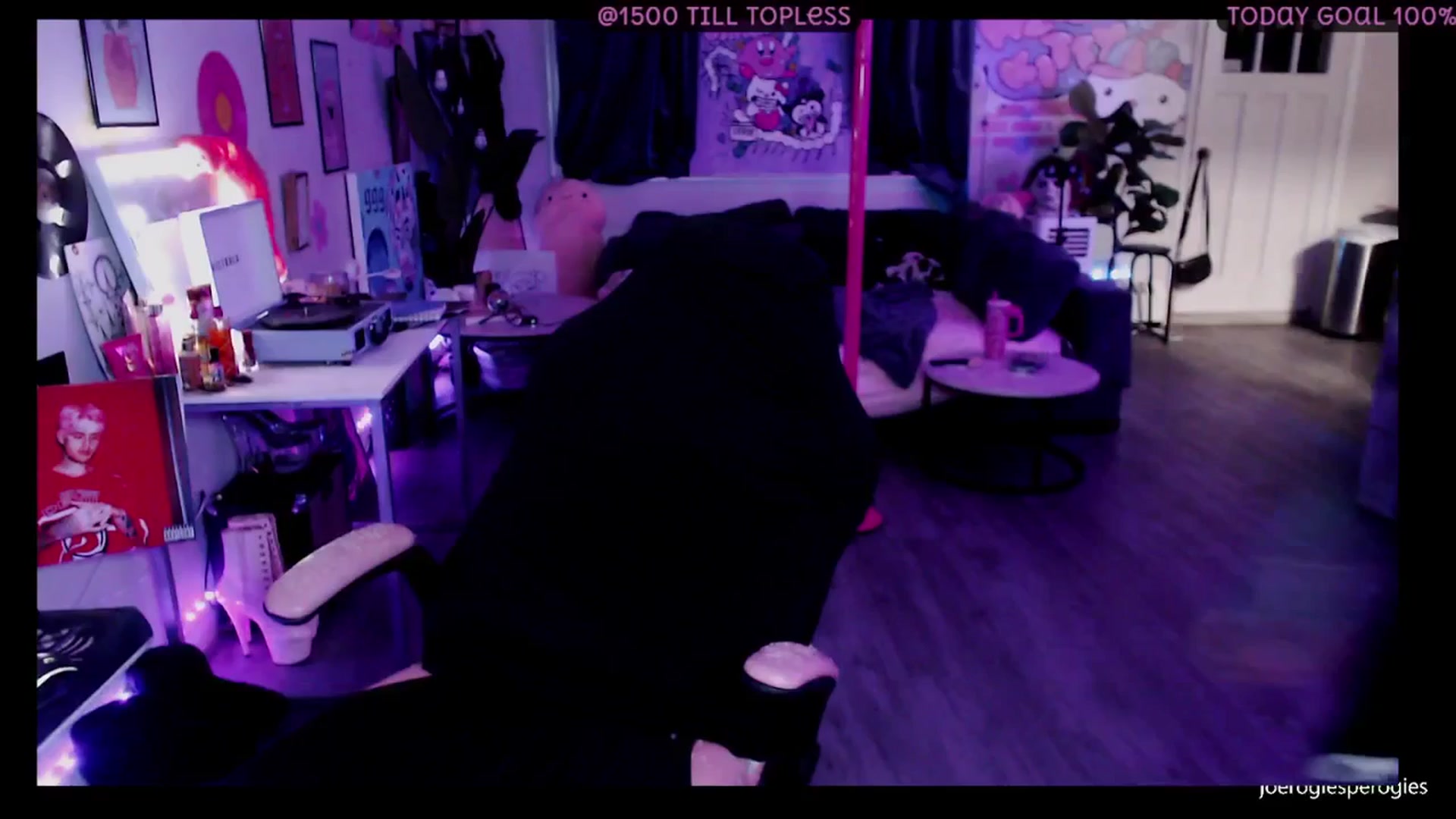 Gallery image thumbnail from Tattoobambi's myfreecams stream on, 01/06/2026, 04:15 image 11 of 20