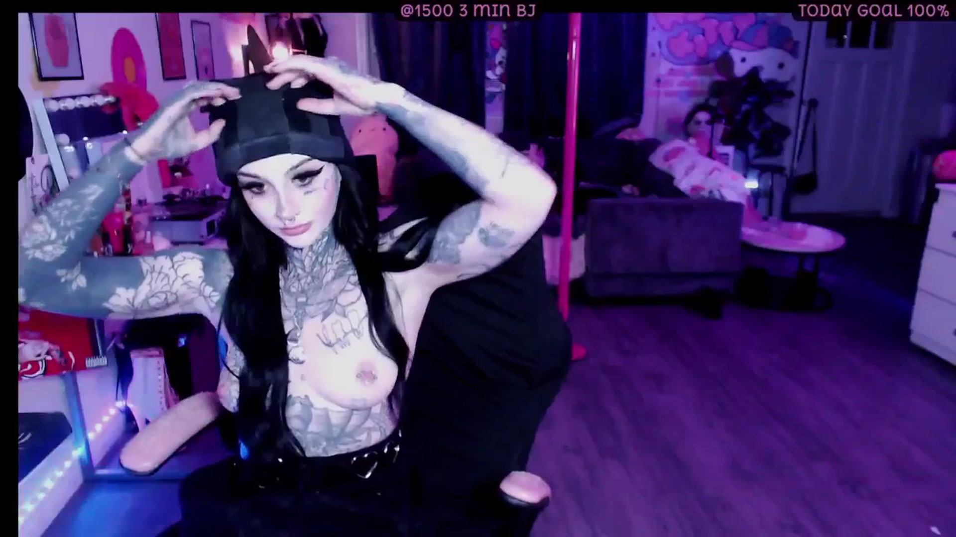 Gallery image thumbnail from Tattoobambi's myfreecams stream on, 01/10/2026, 04:39 image 9 of 20