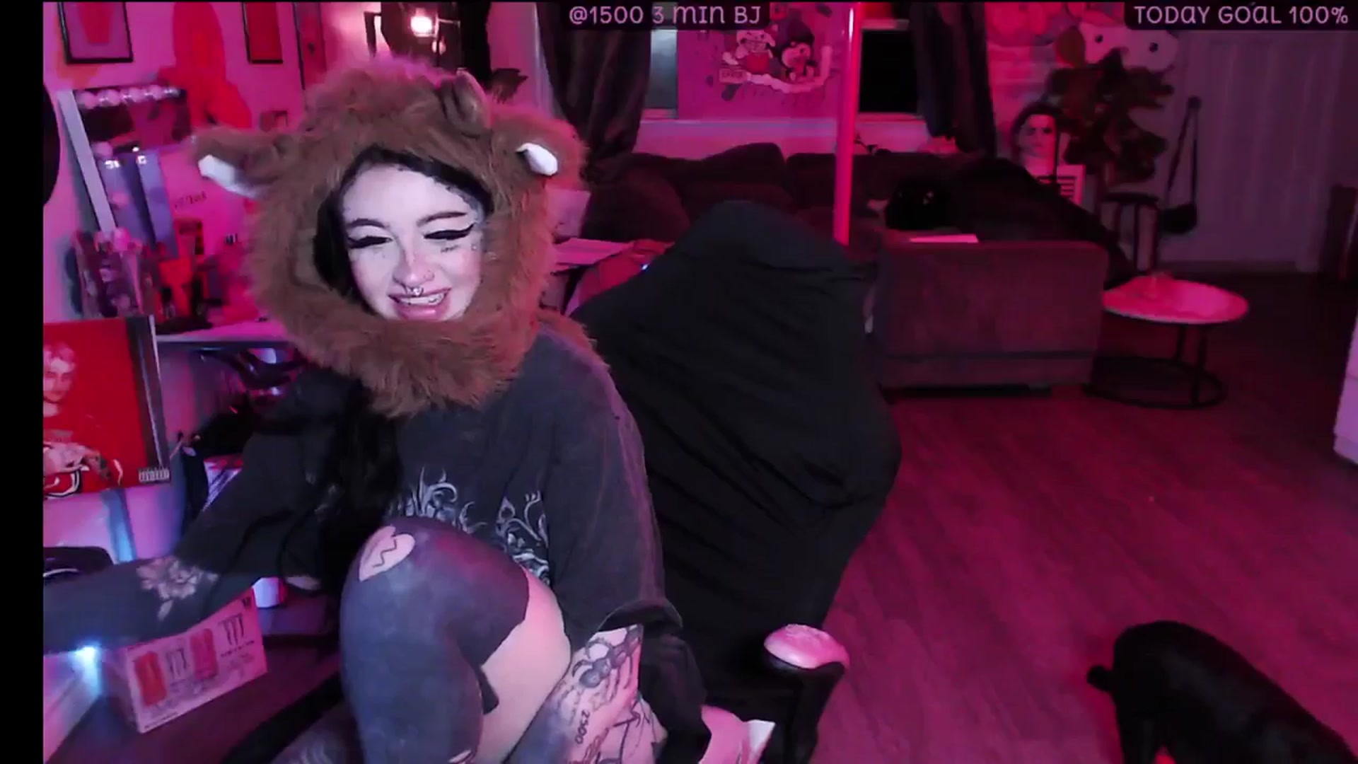 Gallery image thumbnail from Tattoobambi's myfreecams stream on, 01/11/2026, 05:51 image 17 of 20