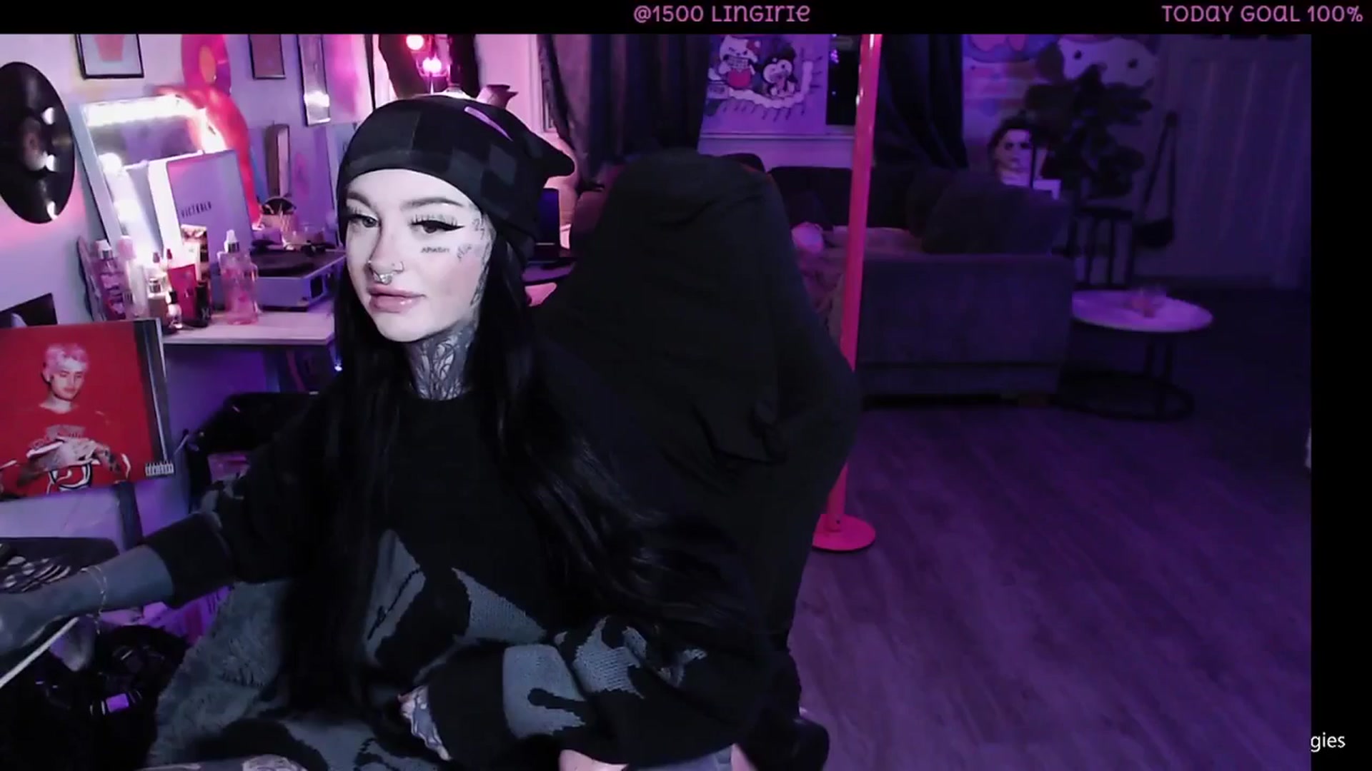 Gallery image thumbnail from Tattoobambi's myfreecams stream on, 01/14/2026, 01:46 image 6 of 20