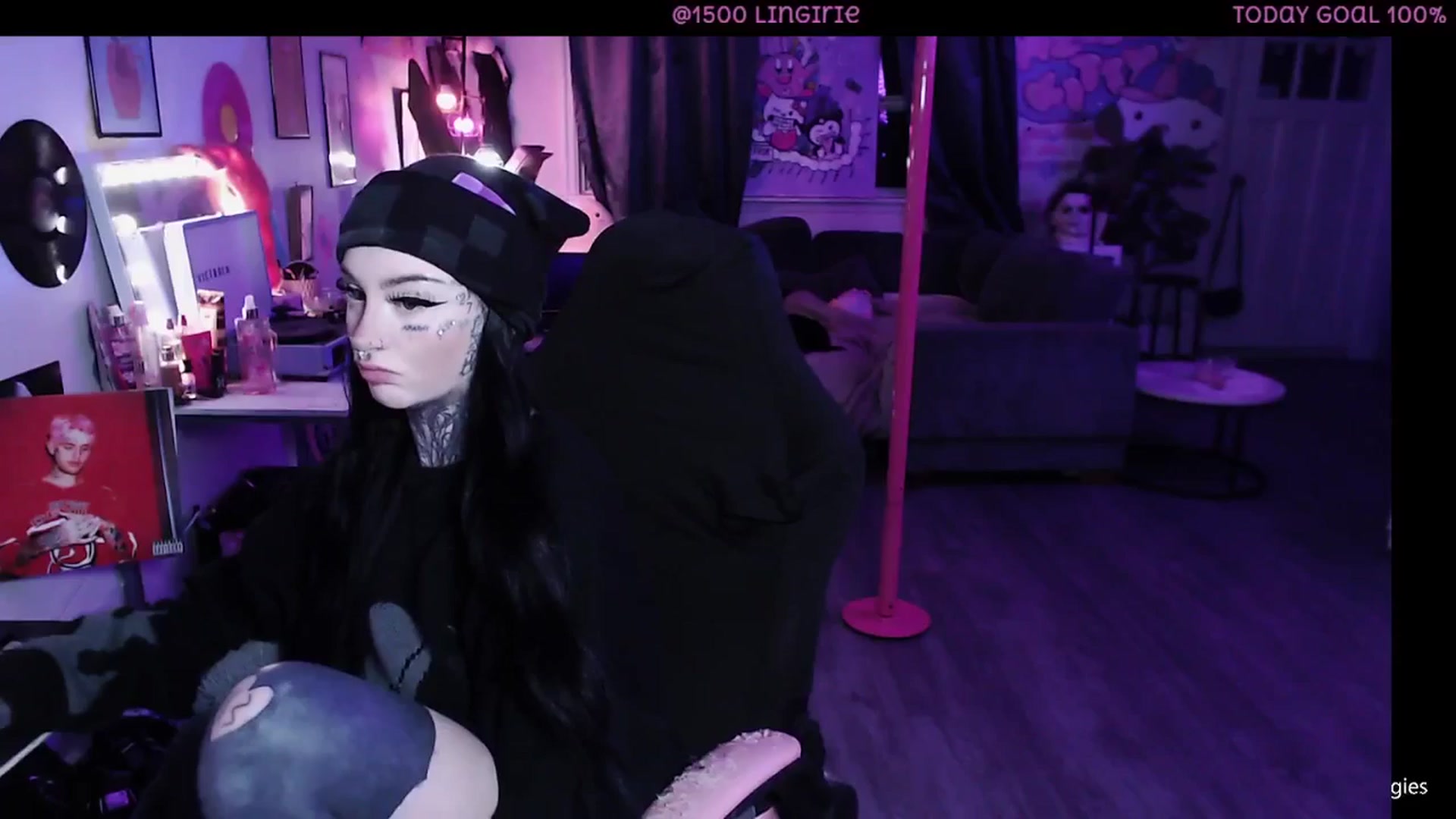 Gallery image thumbnail from Tattoobambi's myfreecams stream on, 01/14/2026, 01:46 image 10 of 20