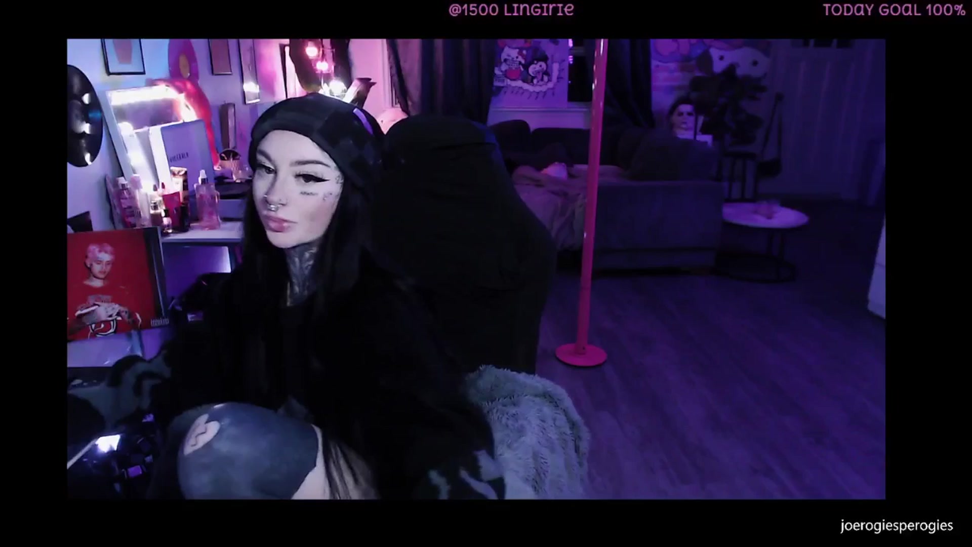 Gallery image thumbnail from Tattoobambi's myfreecams stream on, 01/14/2026, 02:31 image 2 of 20